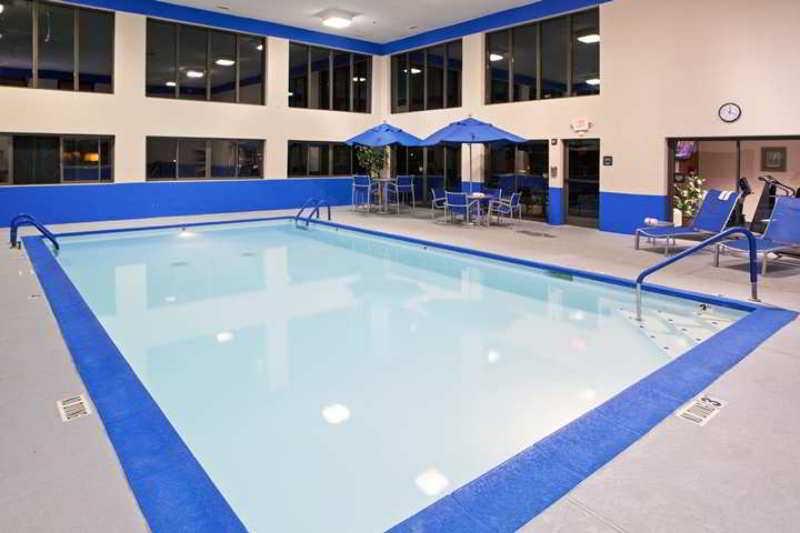 Vista Exterior Spark by Hilton Bardstown