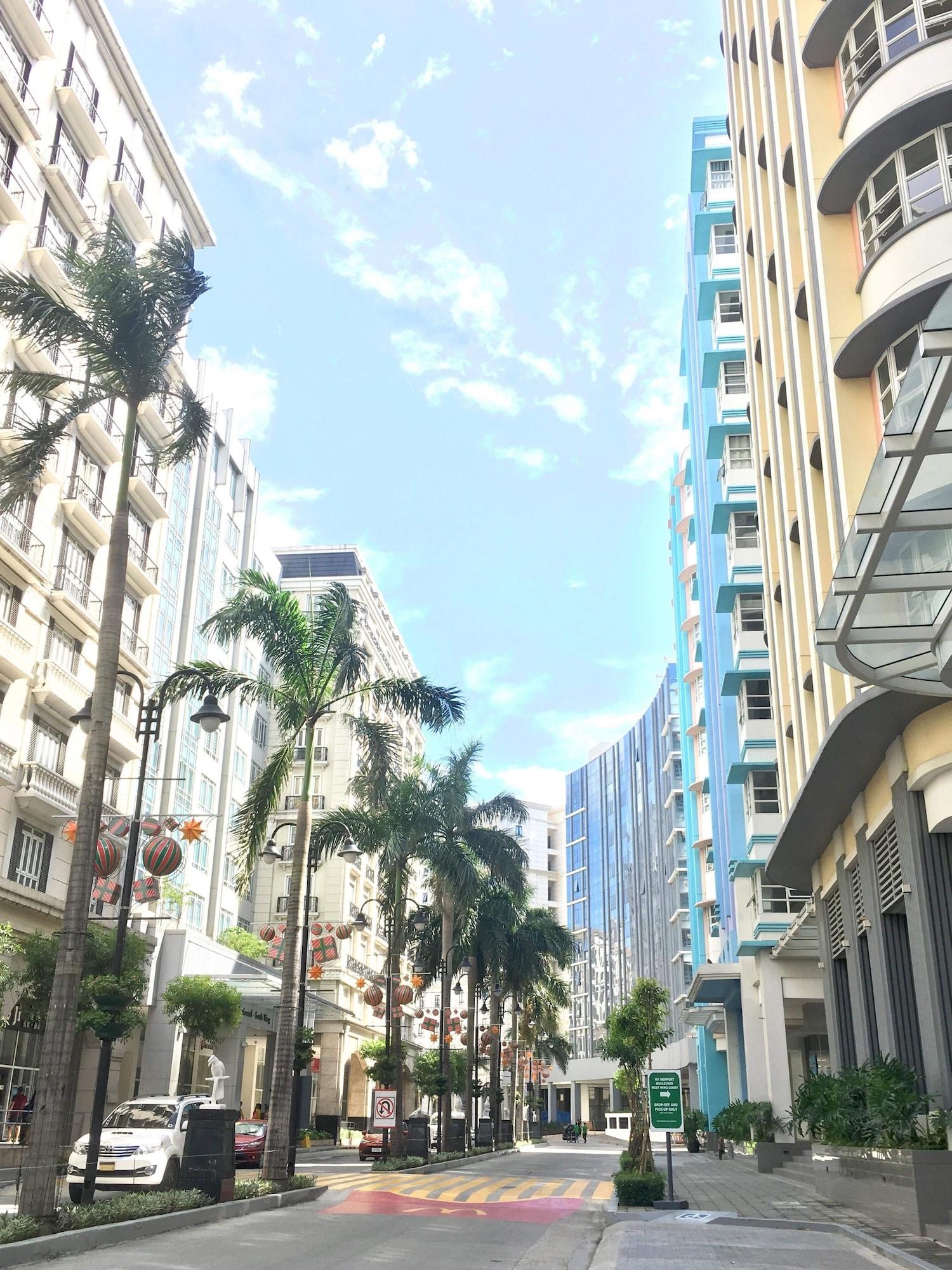 Vista Exterior Condo 101 Newport Boulevard