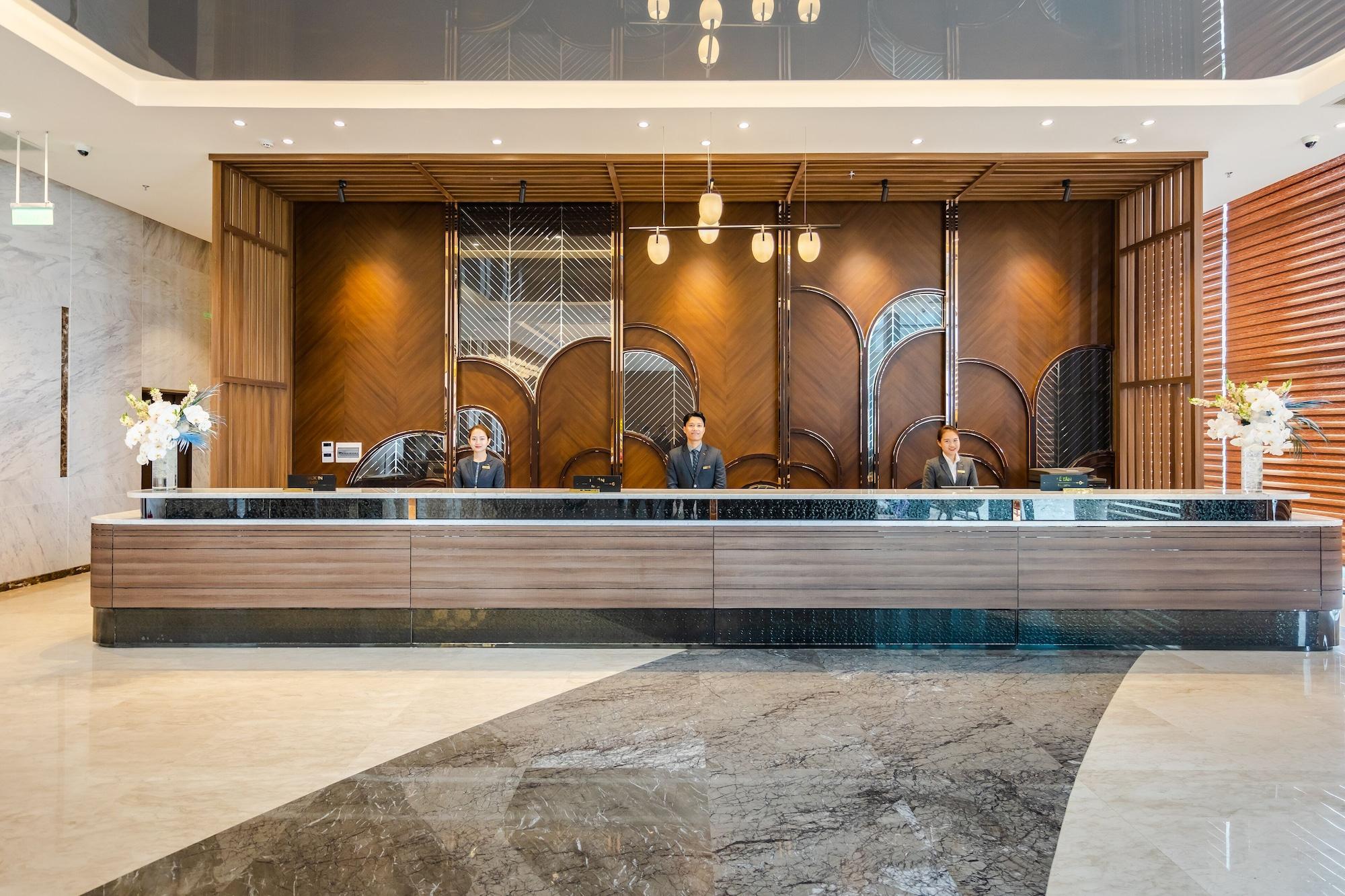 Vista Lobby Muong Thanh Luxury Ha Long Centre Hotel