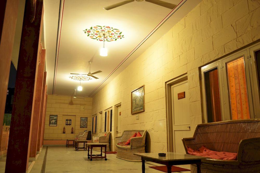 Vista Lobby Suryaa Villa - A Classic Heritage Hotel
