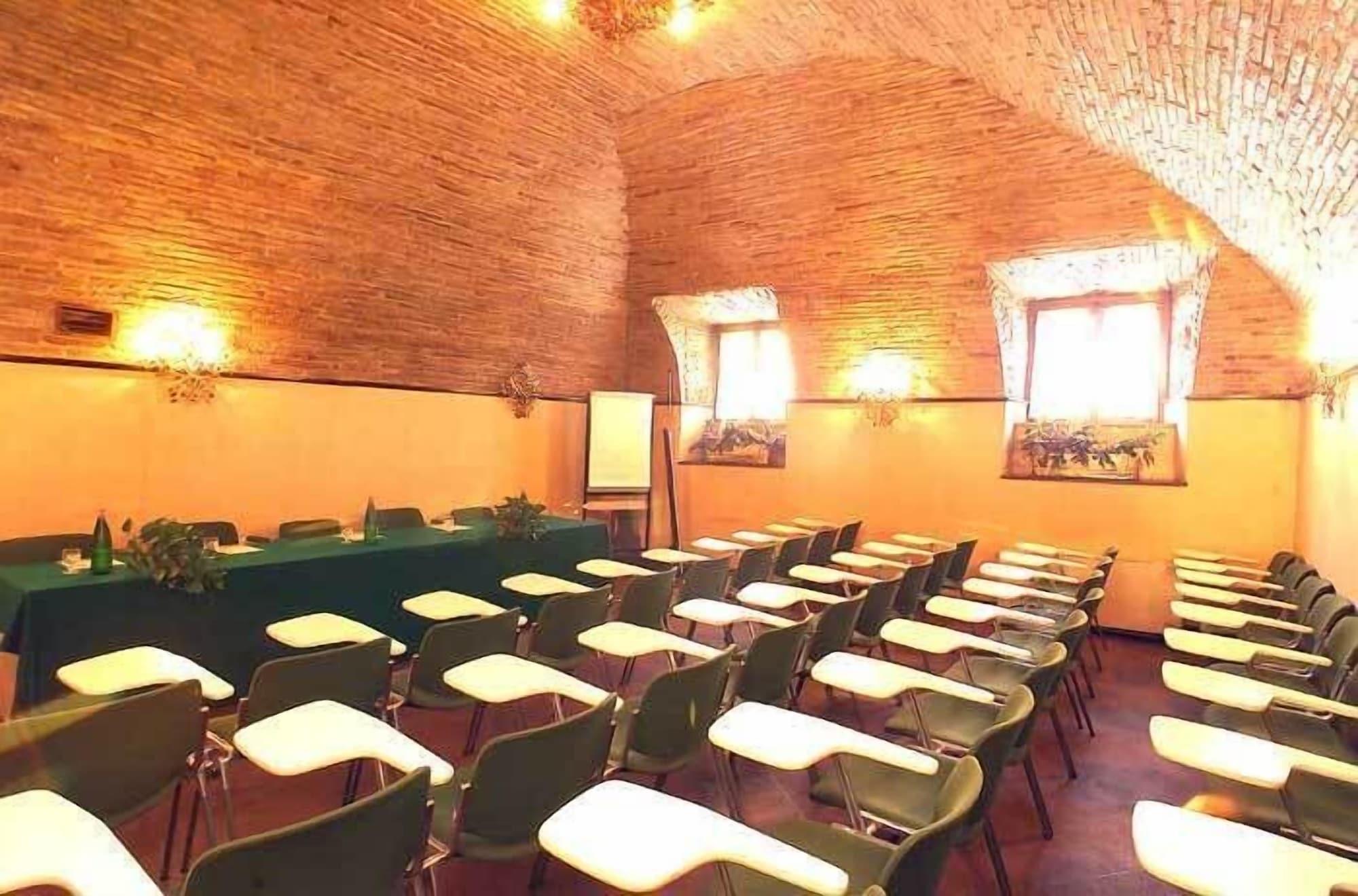 Sala de Reuniones Hotel Miramonti