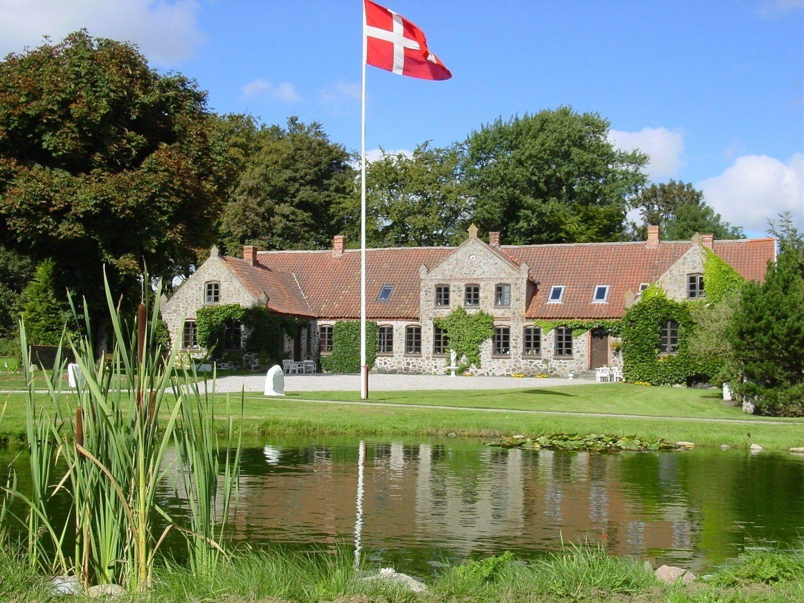 Varios Lille Restrup Hovedgaard