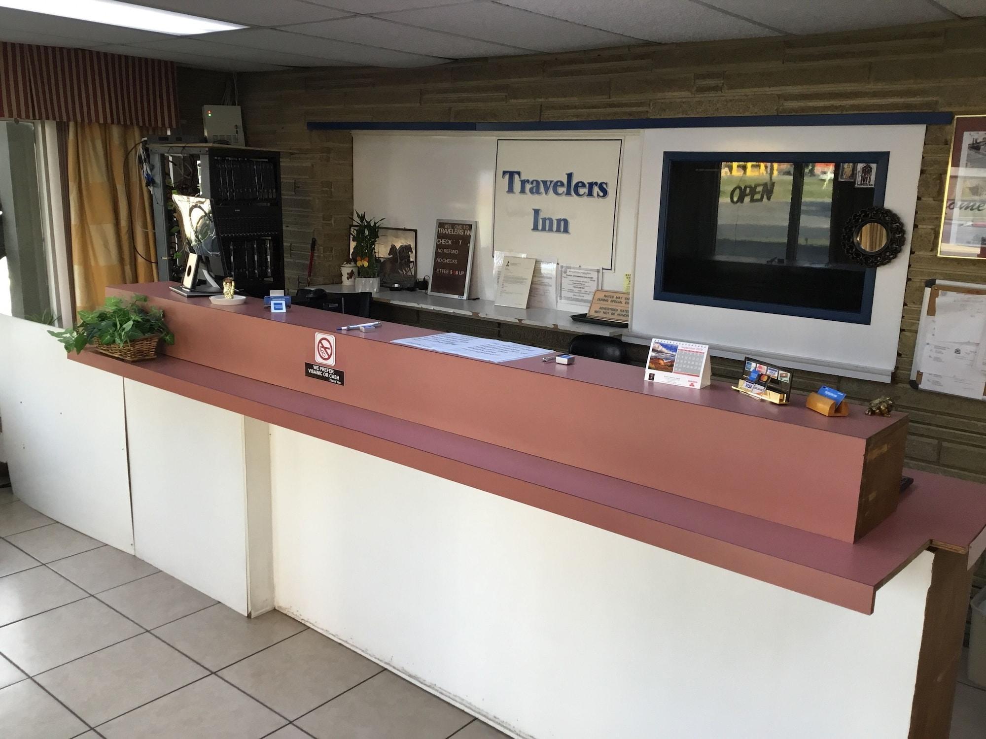 Vista Lobby Travelers Inn