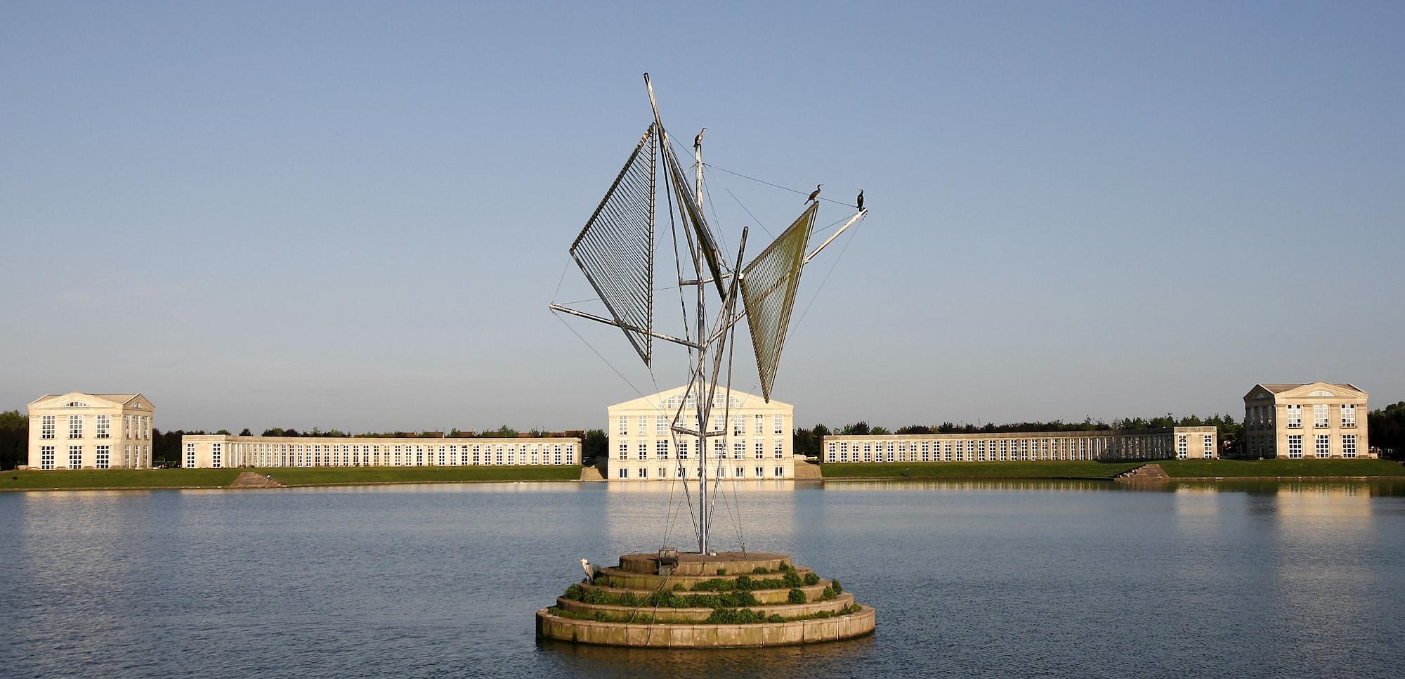 Vista Exterior B&B HOTEL Saint-Quentin-en-Yvelines Centre Gare