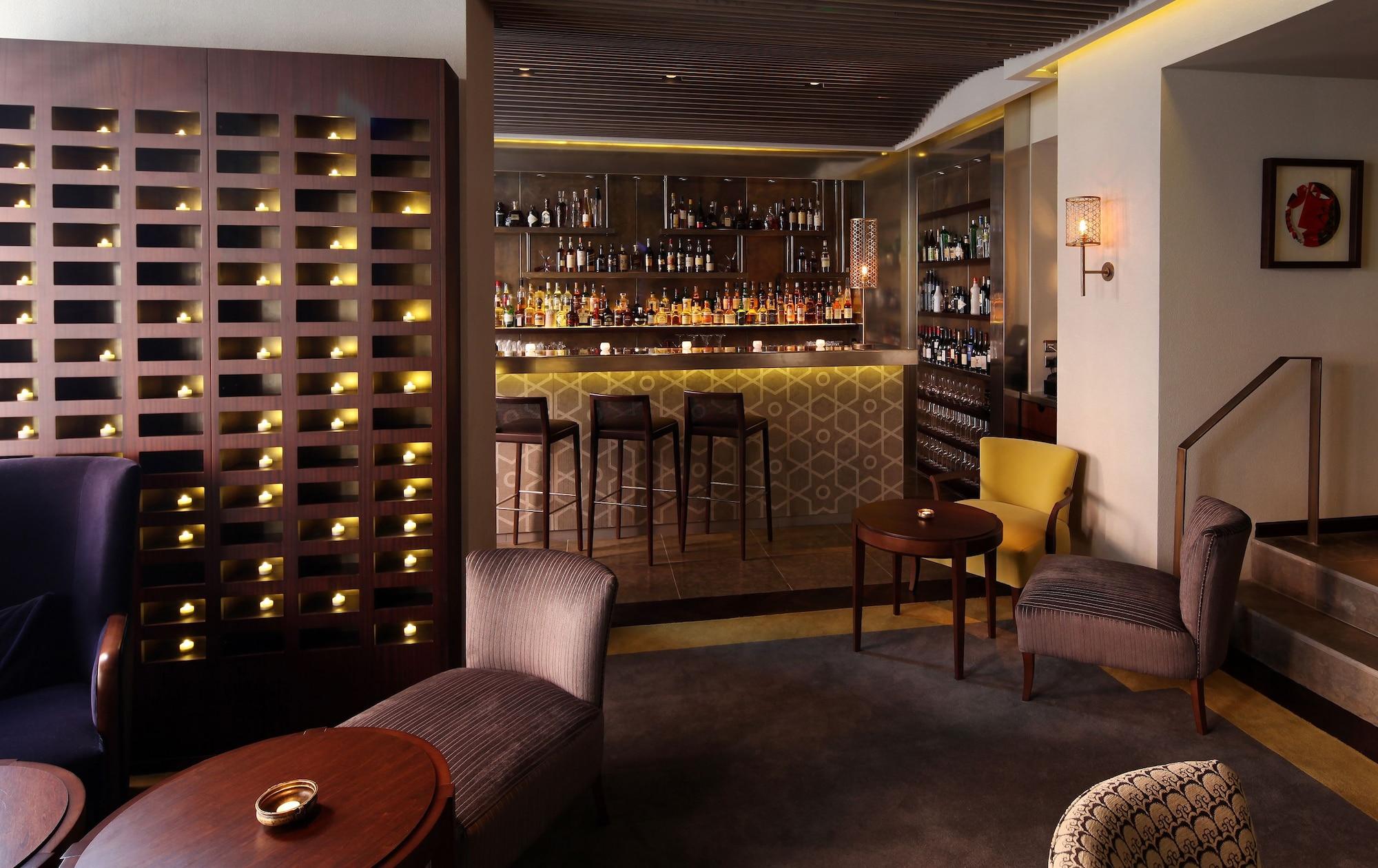Restaurant Taj 51 Buckingham Gate, Suites and Residences