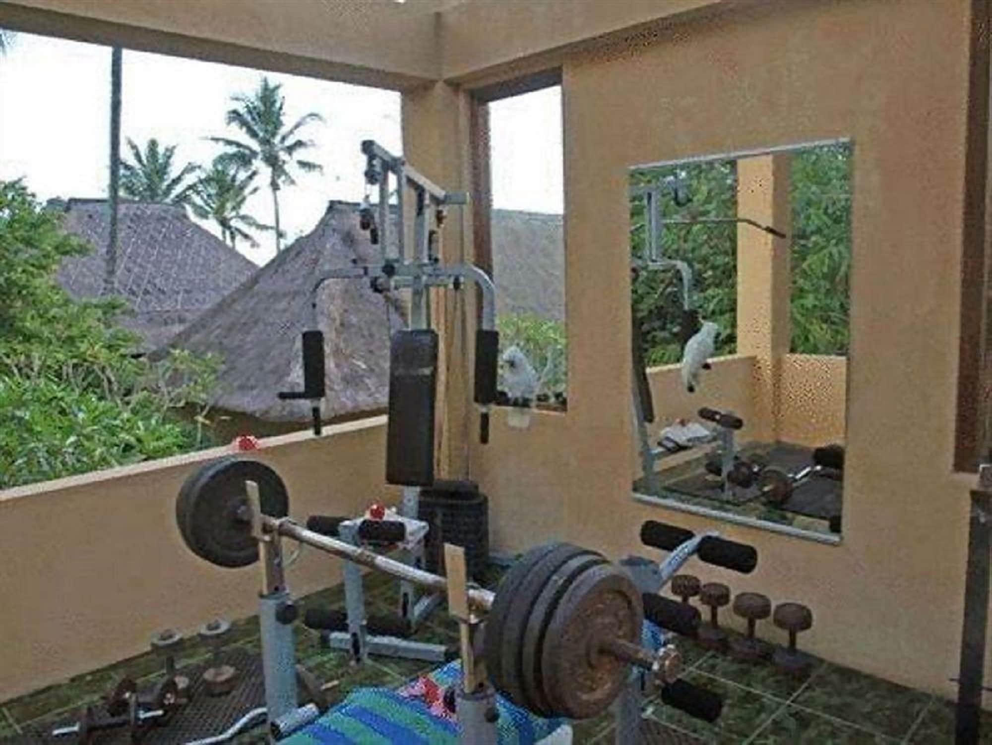 Gimnasio Tanah Merah Art Resort