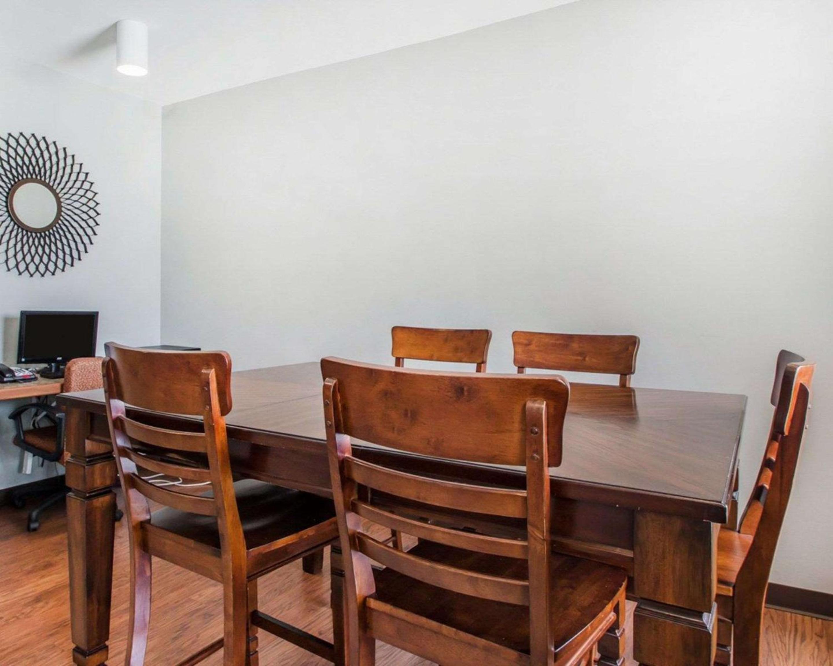 Centro de Negocios Quality Inn South Springfield