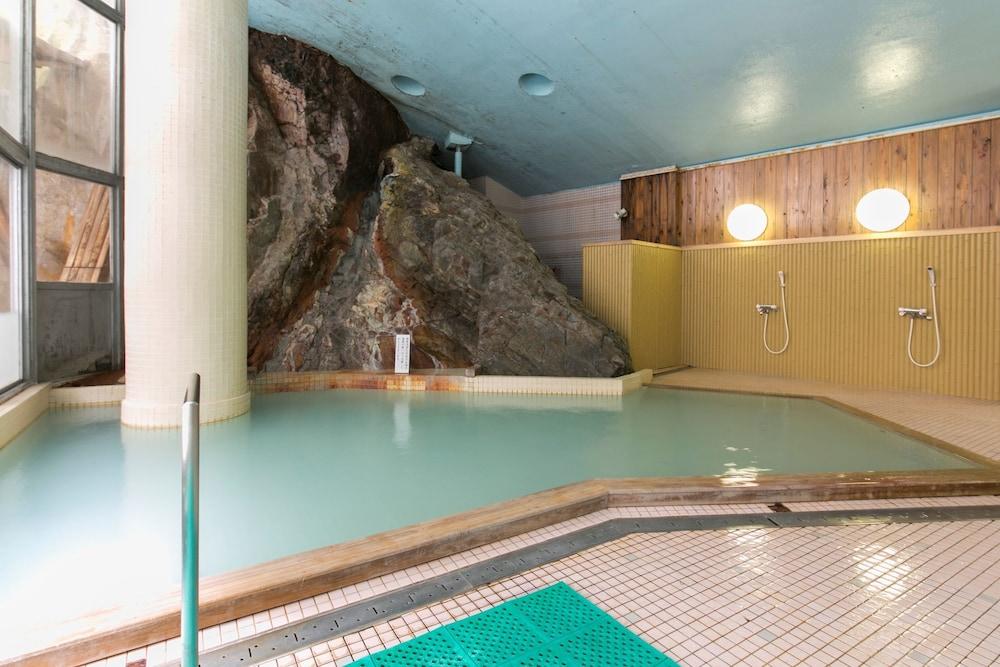 Vista Piscina Hotel Urashima Honkan