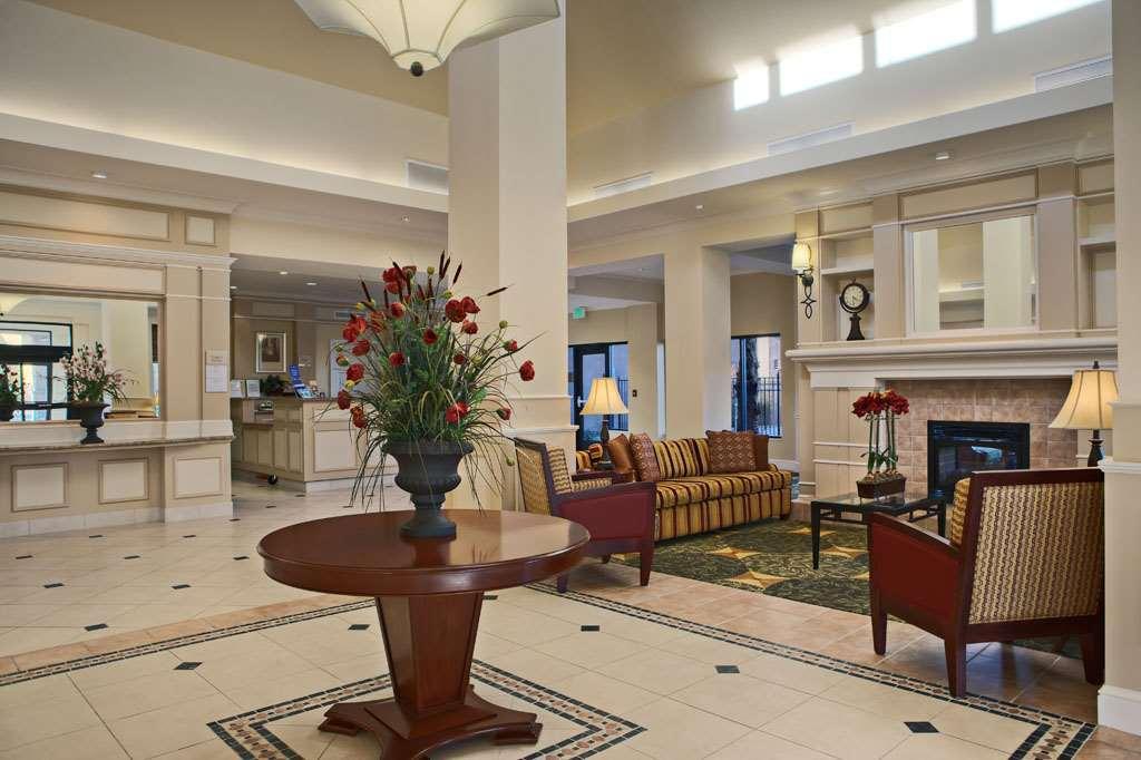 Vista Lobby Hilton Garden Inn Palmdale
