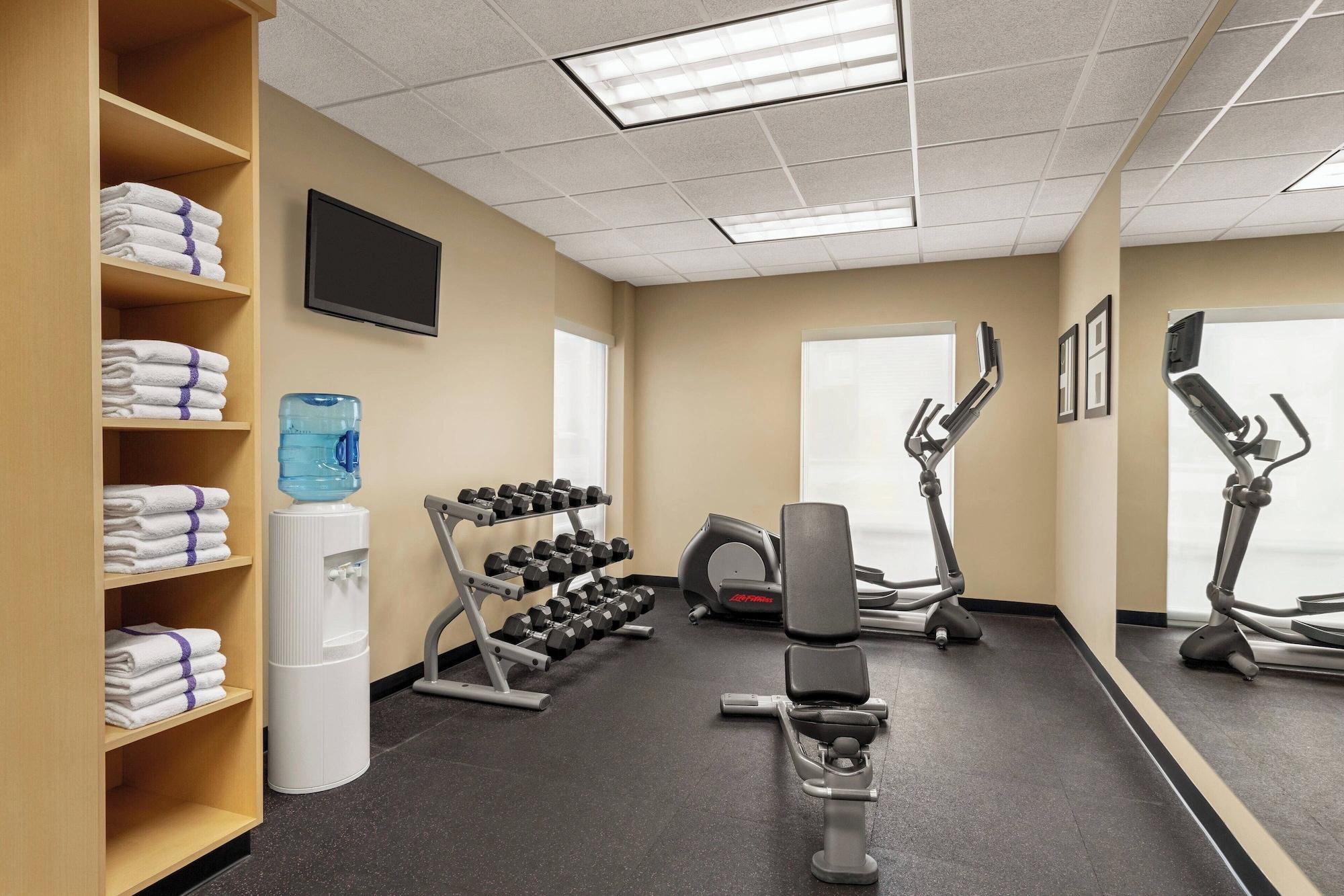 Gimnasio TownePlace Suites Chattanooga near Hamilton Place