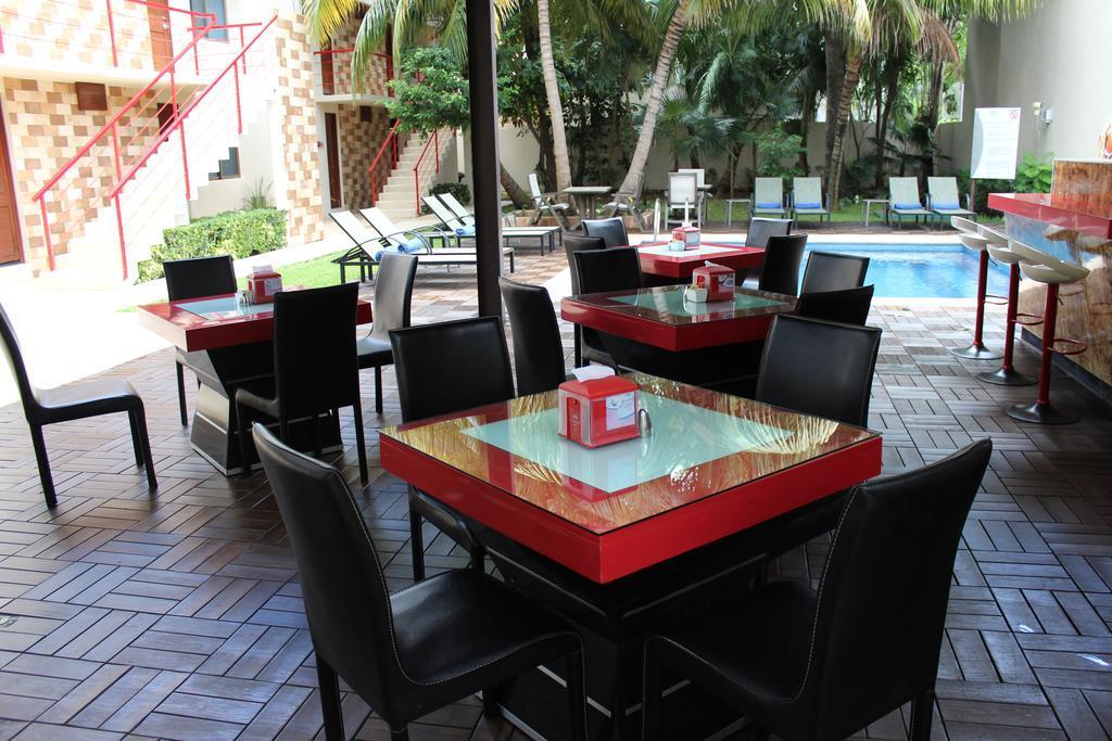 Vista Exterior Grand City Hotel Cancun - Near Market 28