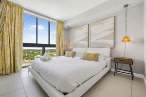 Alquiler Vacacional - Downtown Doral Condo w-Free Parking