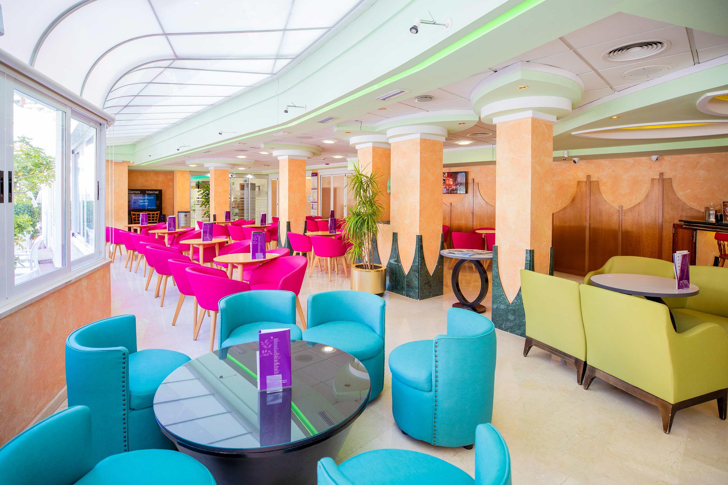 Bar/Salón Hotel Servigroup Rialto