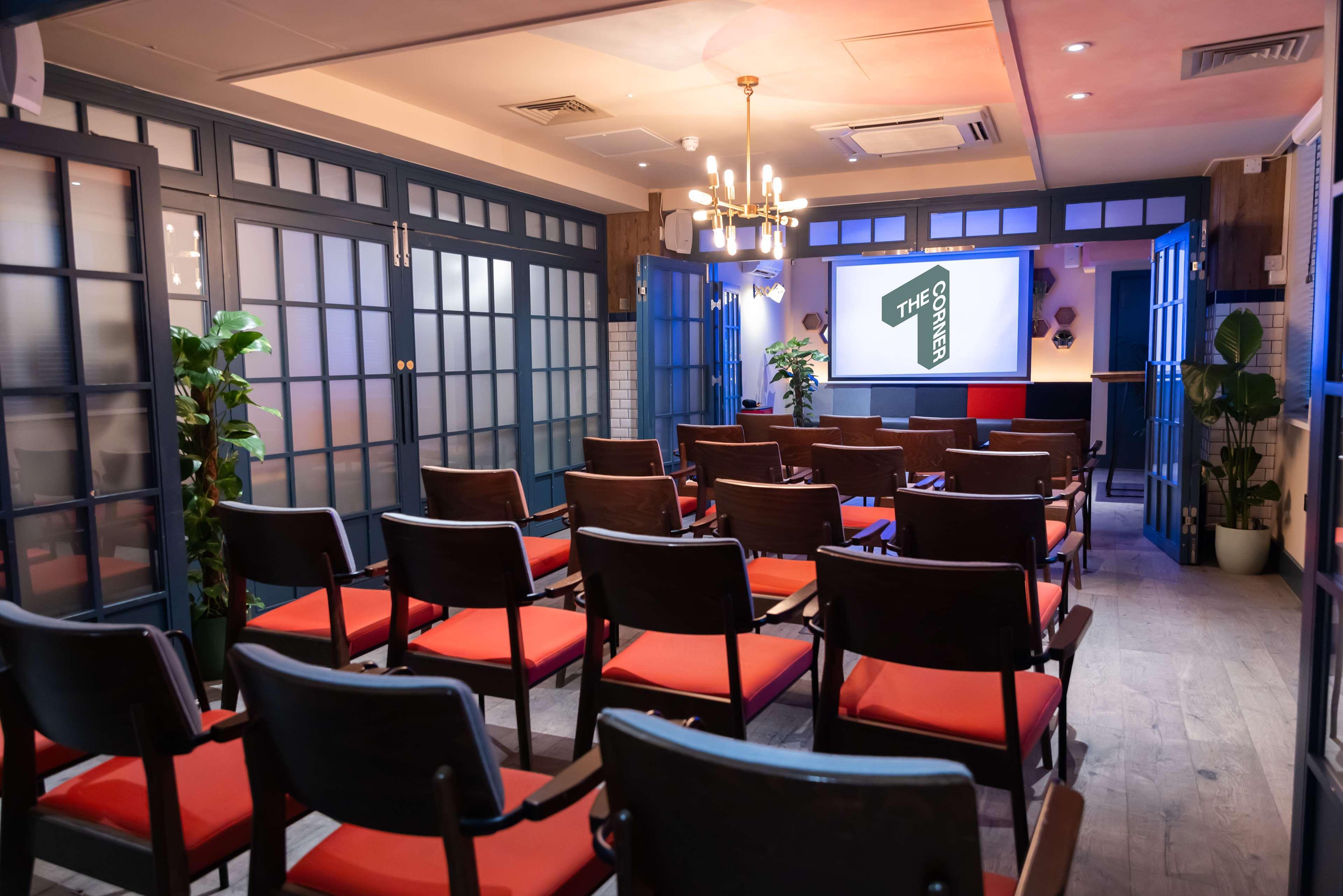 Instalaciones Recreativas The Corner London City