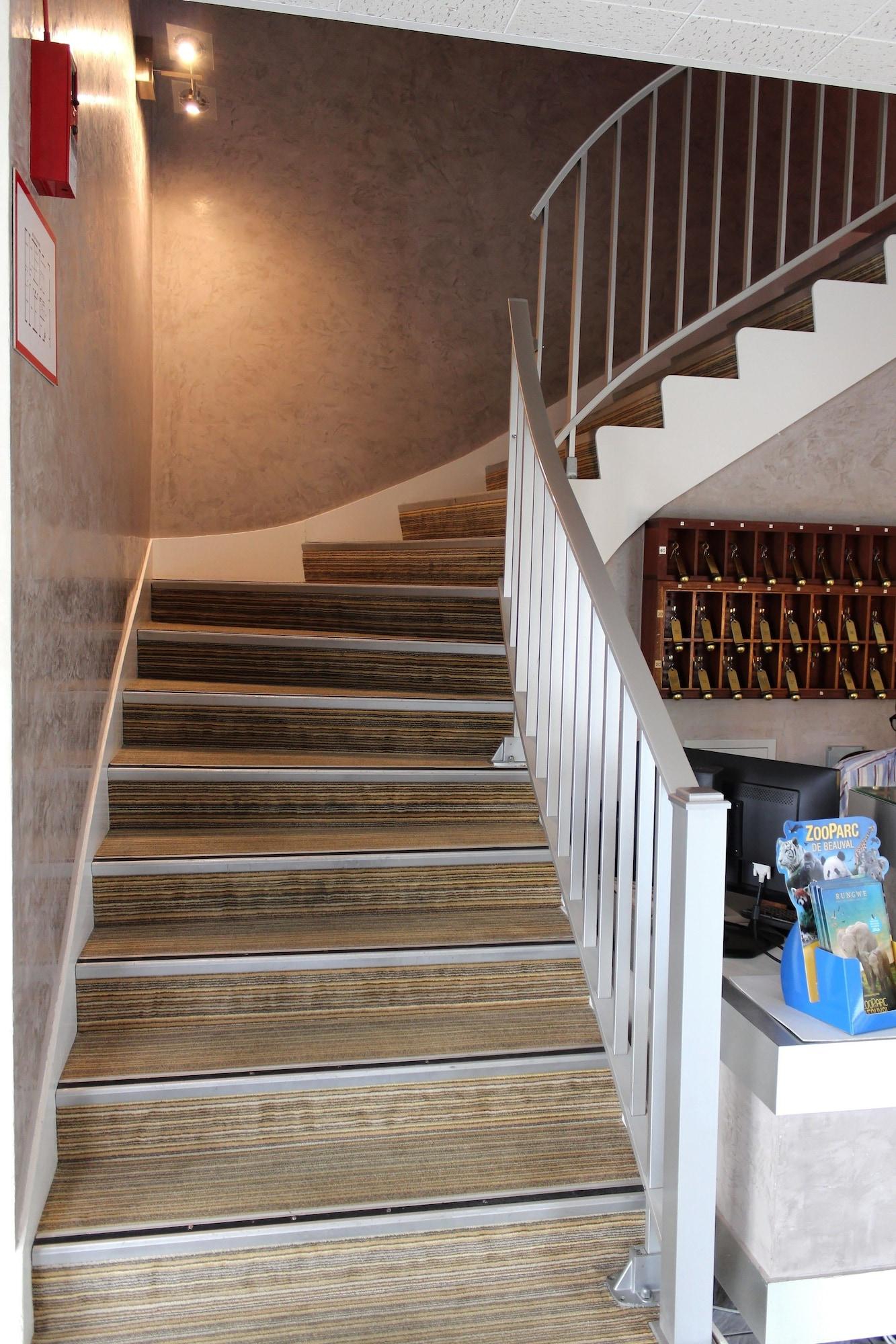 Varios Hôtel Chantepie