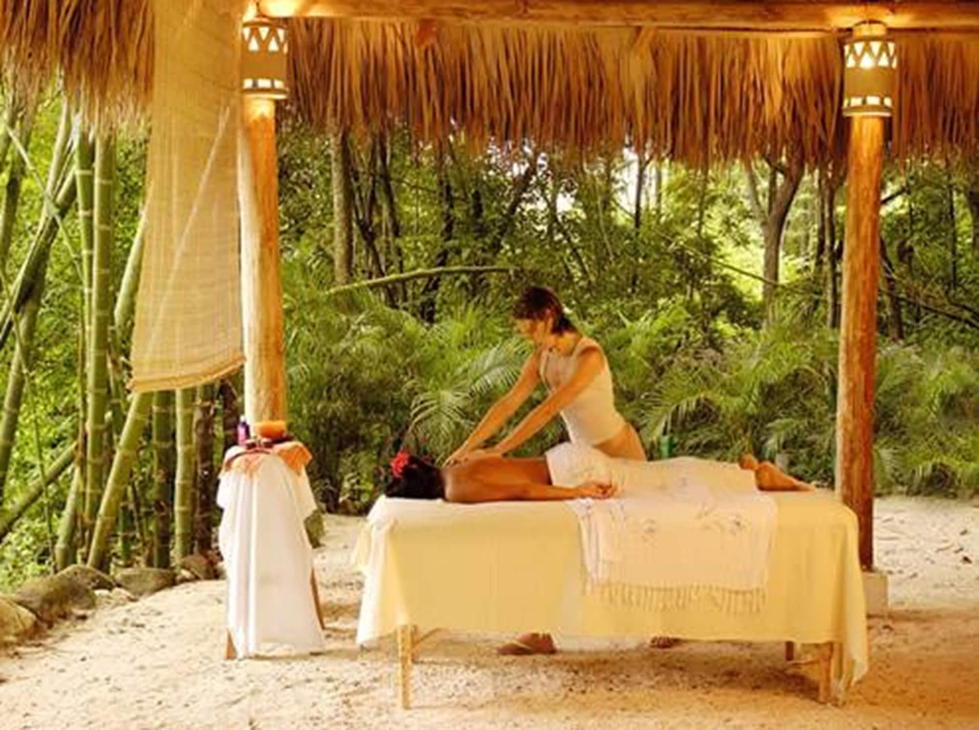 Spa Esencia Hotel & Villas