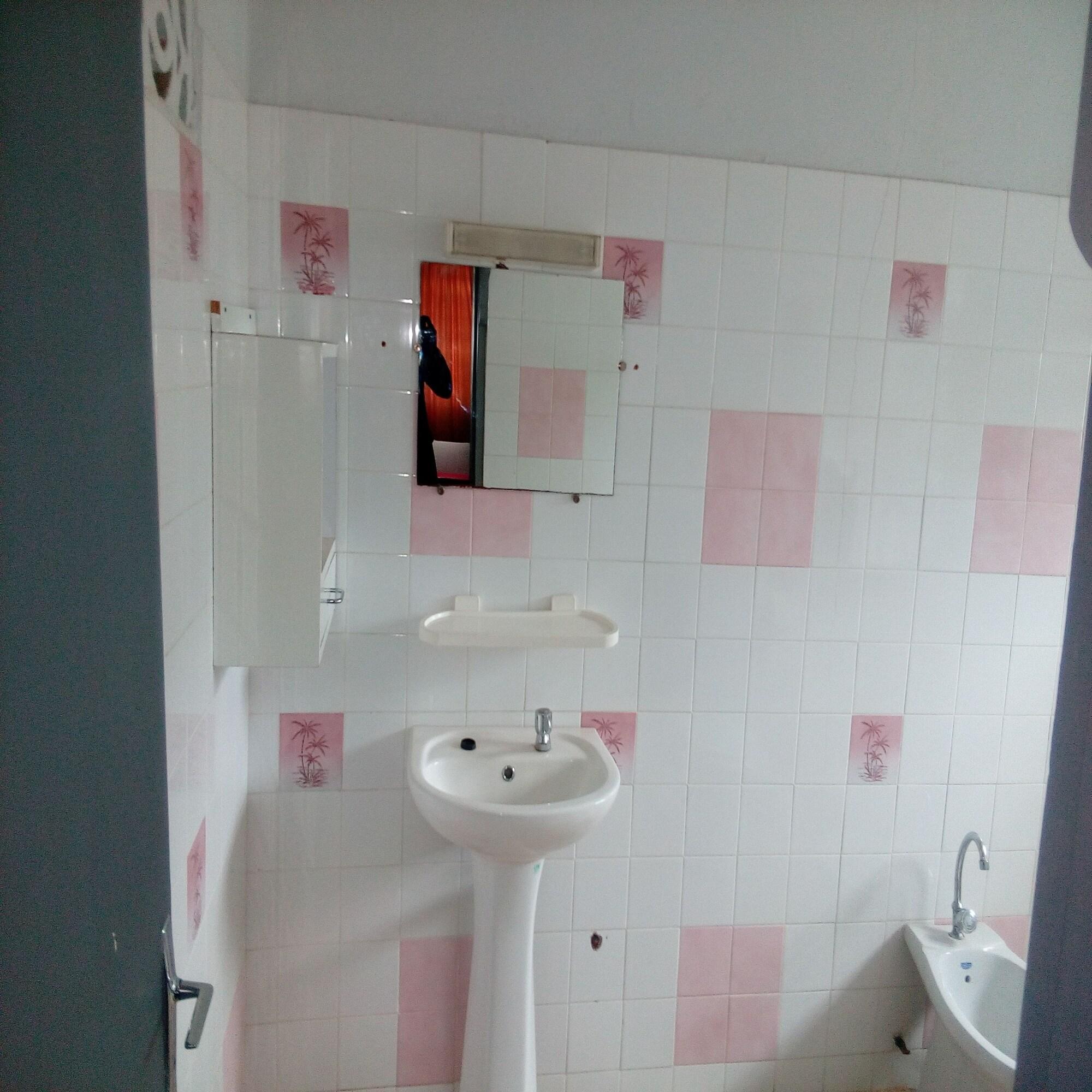 Equipamiento de Habitación Auberge Du Municipal
