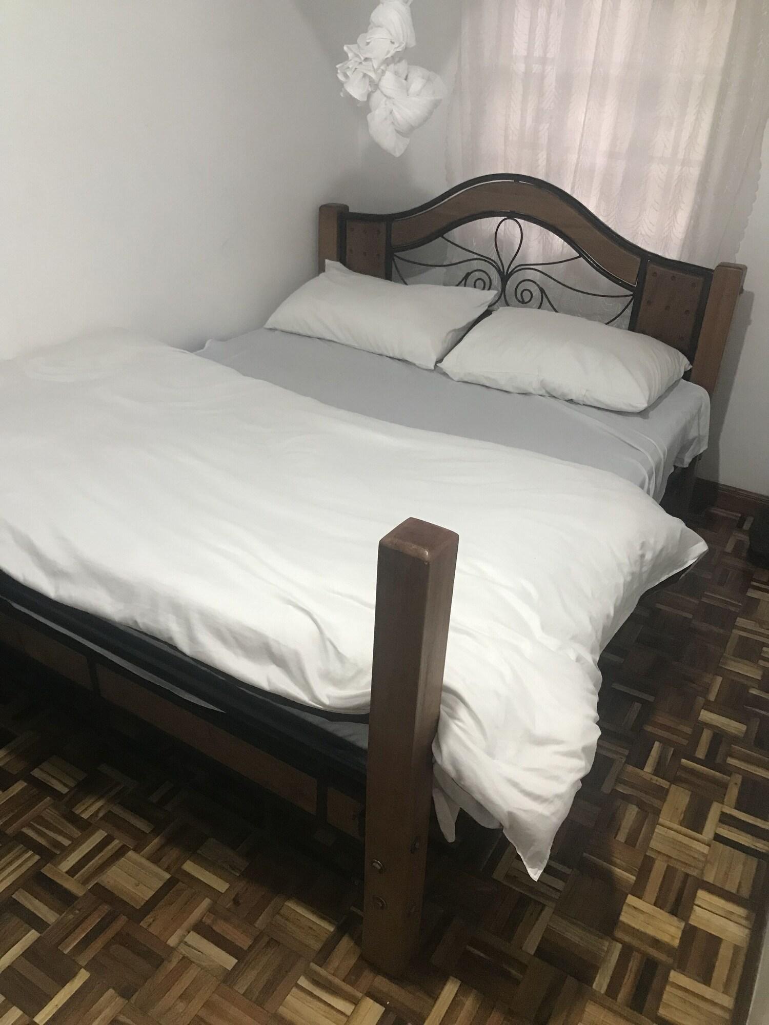 Varios Guest House Hotel Chrisna - Hostel
