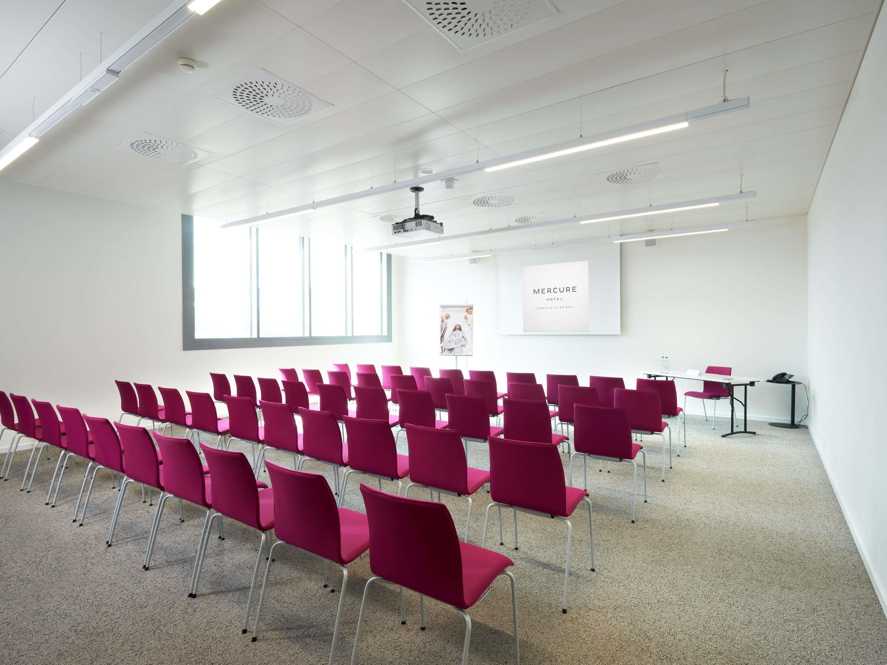 Sala de Reuniones Mercure Geneva Airport