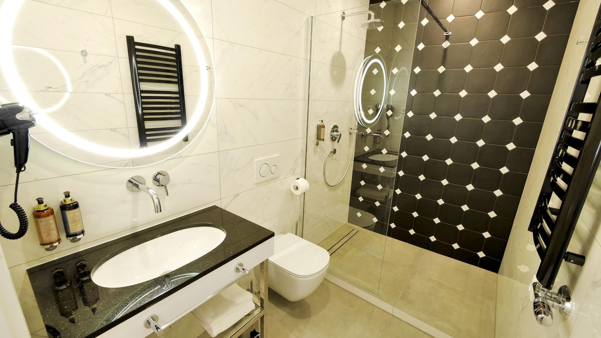 Equipamiento de Habitación Szewska 22 Boutique