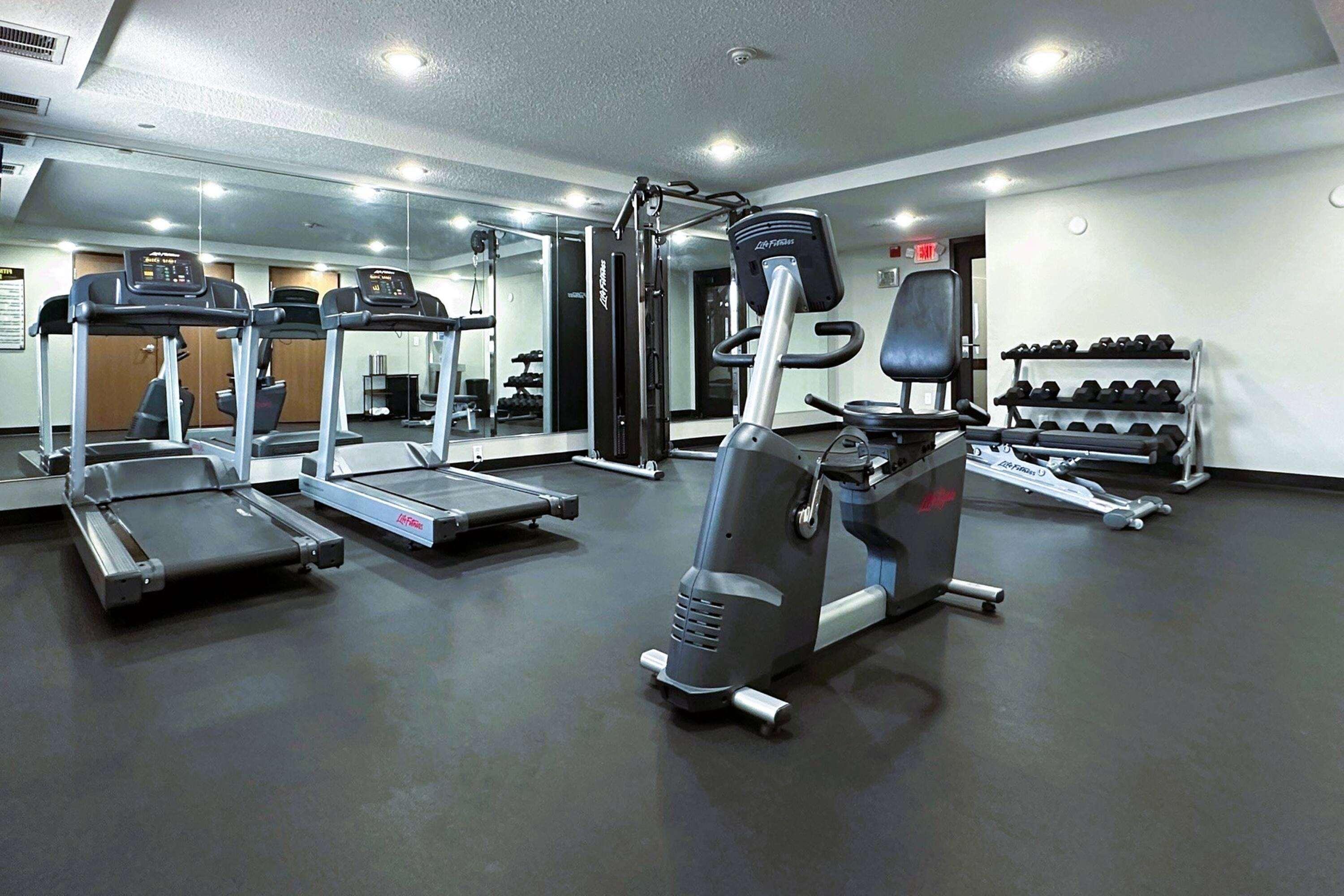 Gimnasio AmericInn by Wyndham Menominee