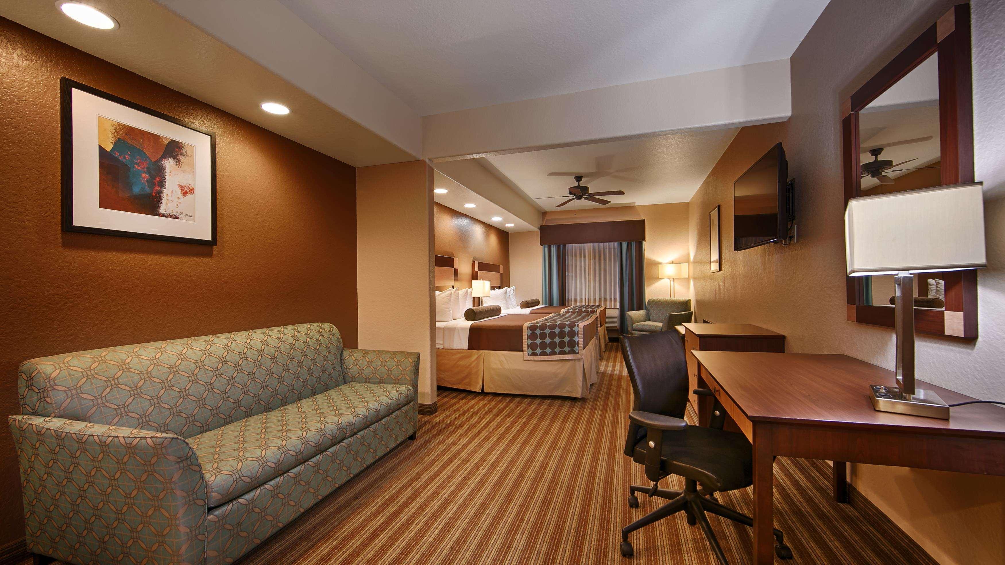 Vista Exterior Best Western Plus Palo Alto Inn & Suites