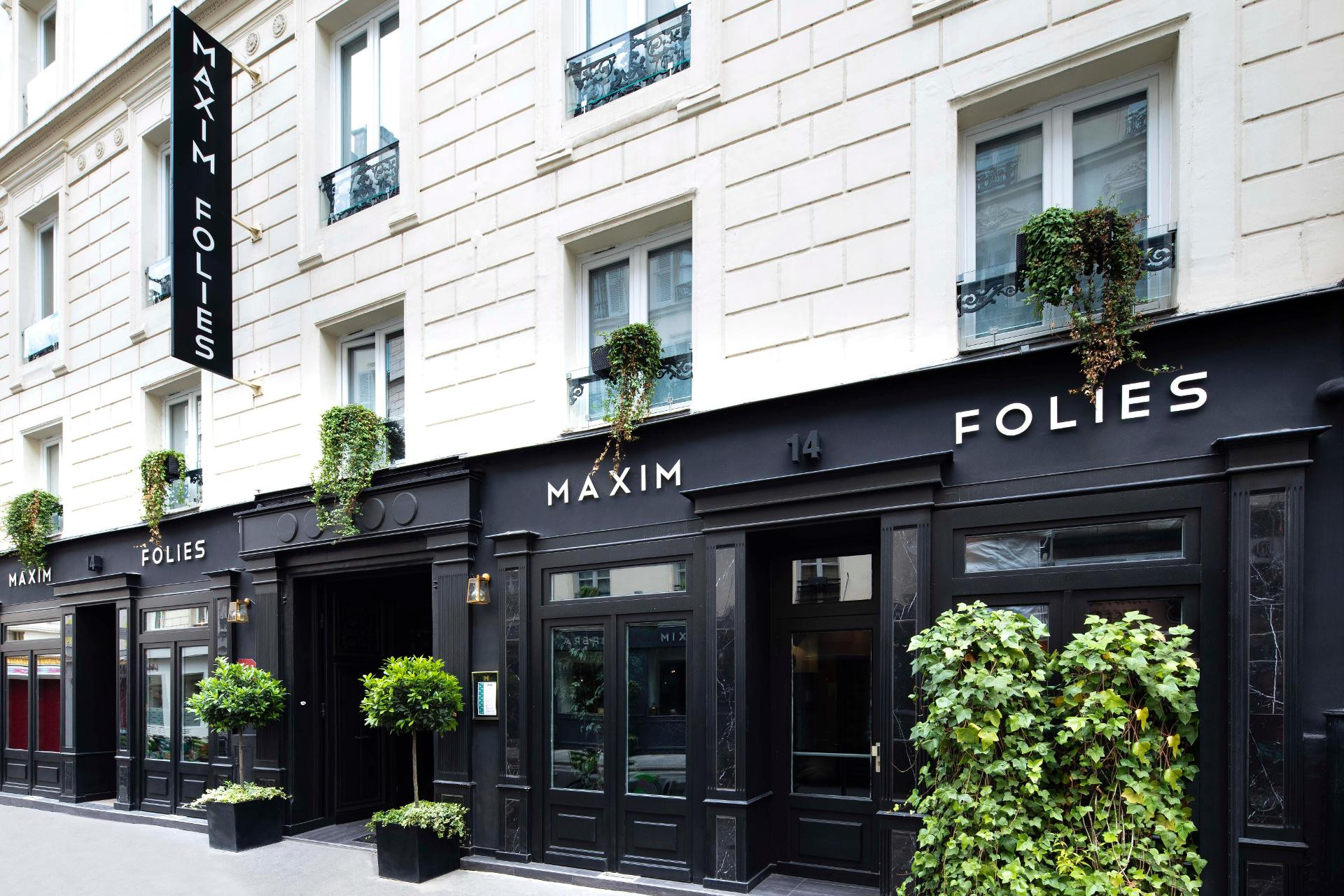 Vista Exterior Maxim Folies