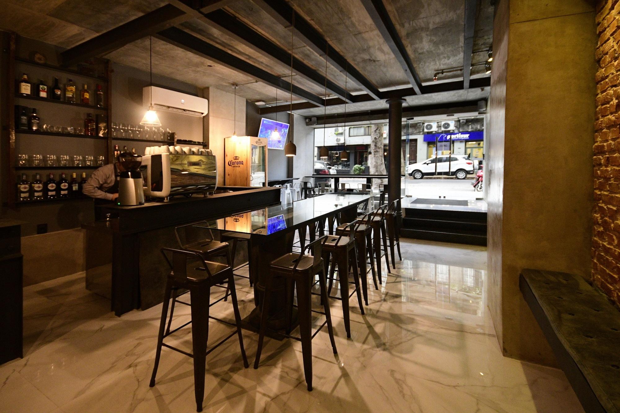 Varios Quijano Hotel - Aparts & Suites