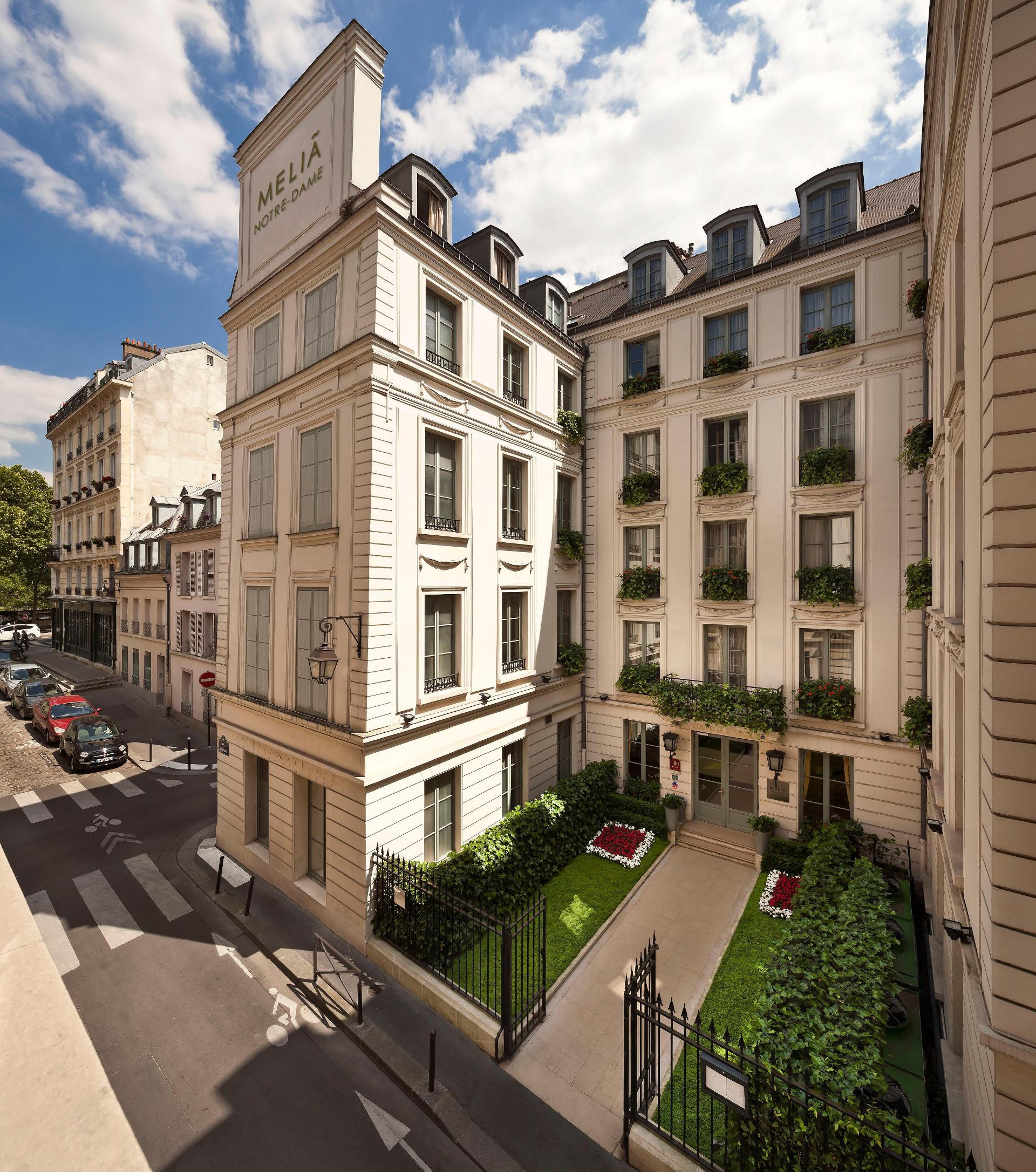 Vista Exterior Maison Colbert, member of Meliá Collection  Notre-Dame