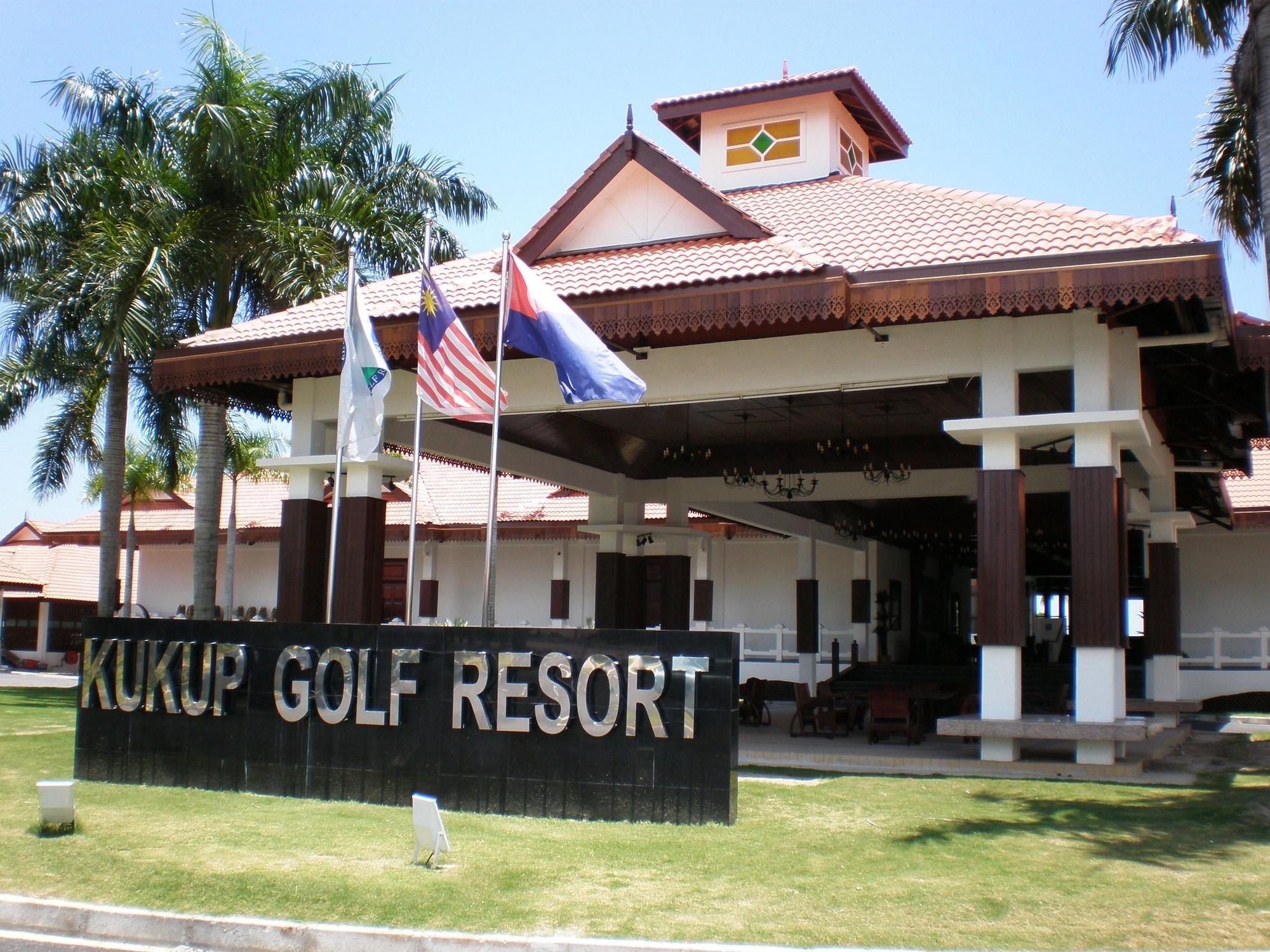 Vista Exterior Kukup Golf Resort