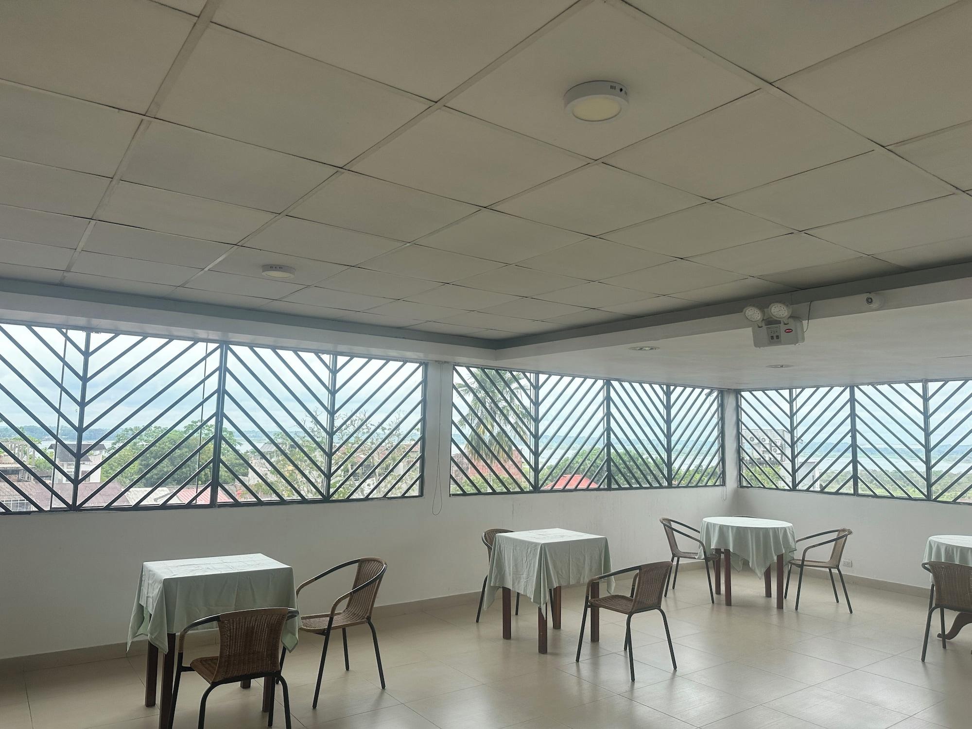 Restaurant DORAL INN HOTEL