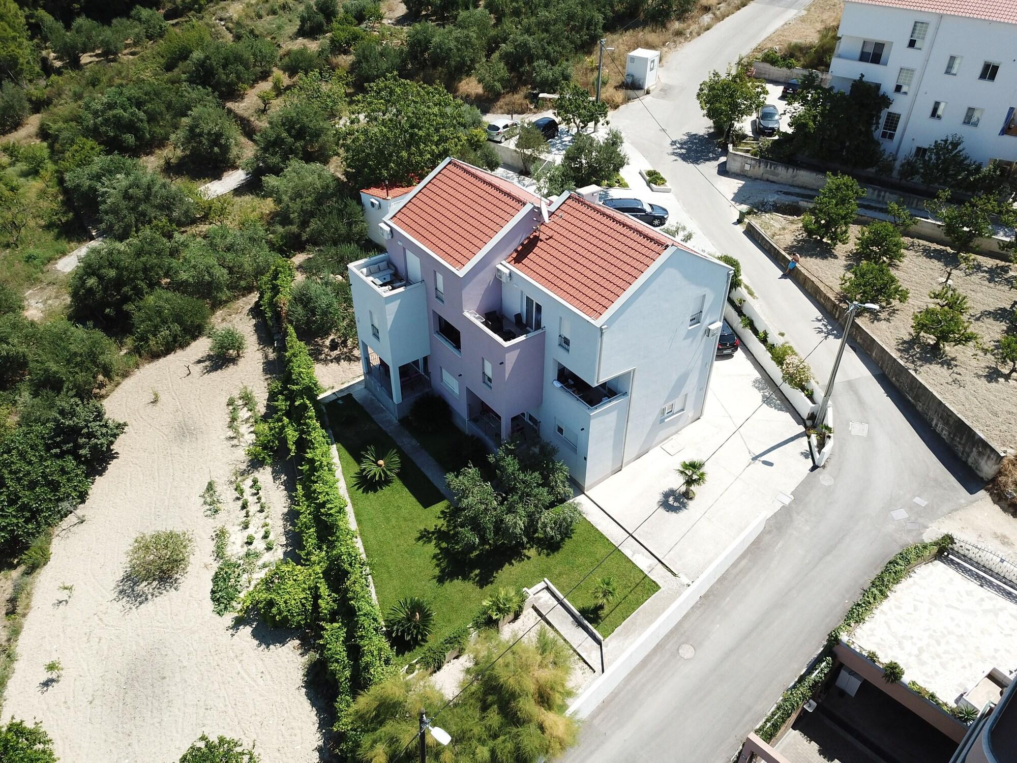 Varios Villa Lavanda