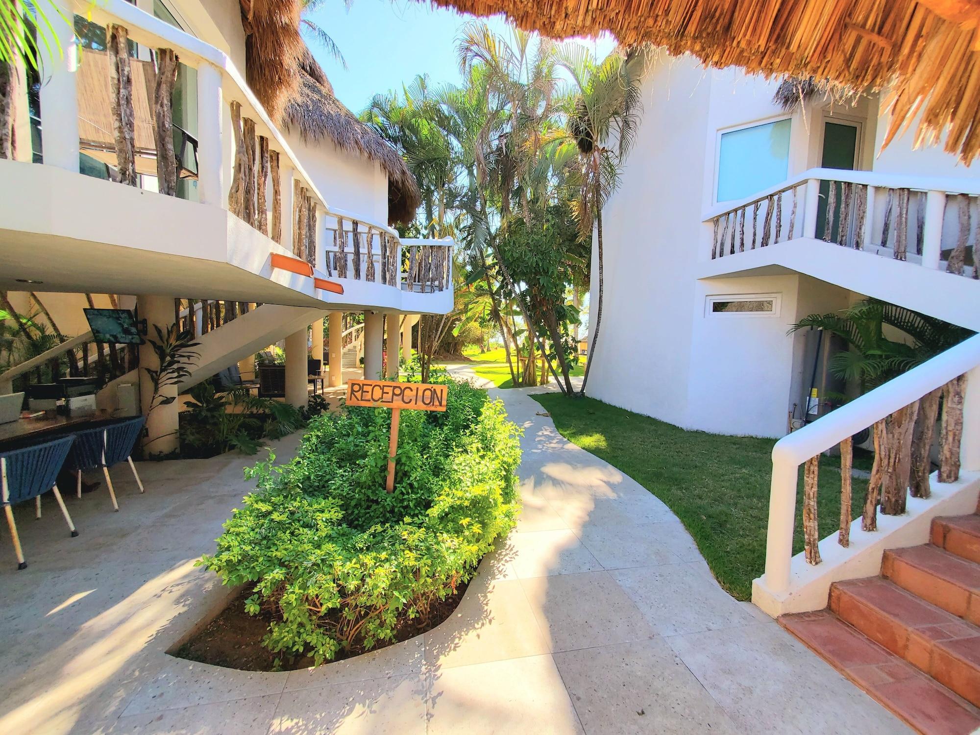 Vista Lobby Hotel Ysuri San Pancho