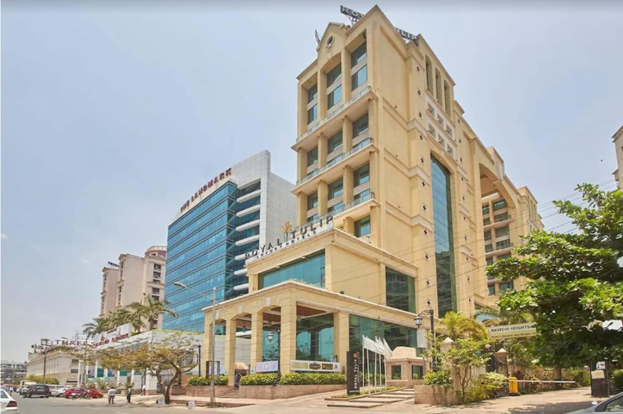 Vista Exterior Royal Tulip Navi Mumbai
