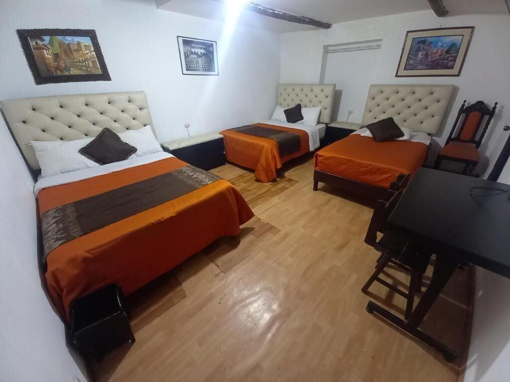 Quarto Imperial Golden House Inn