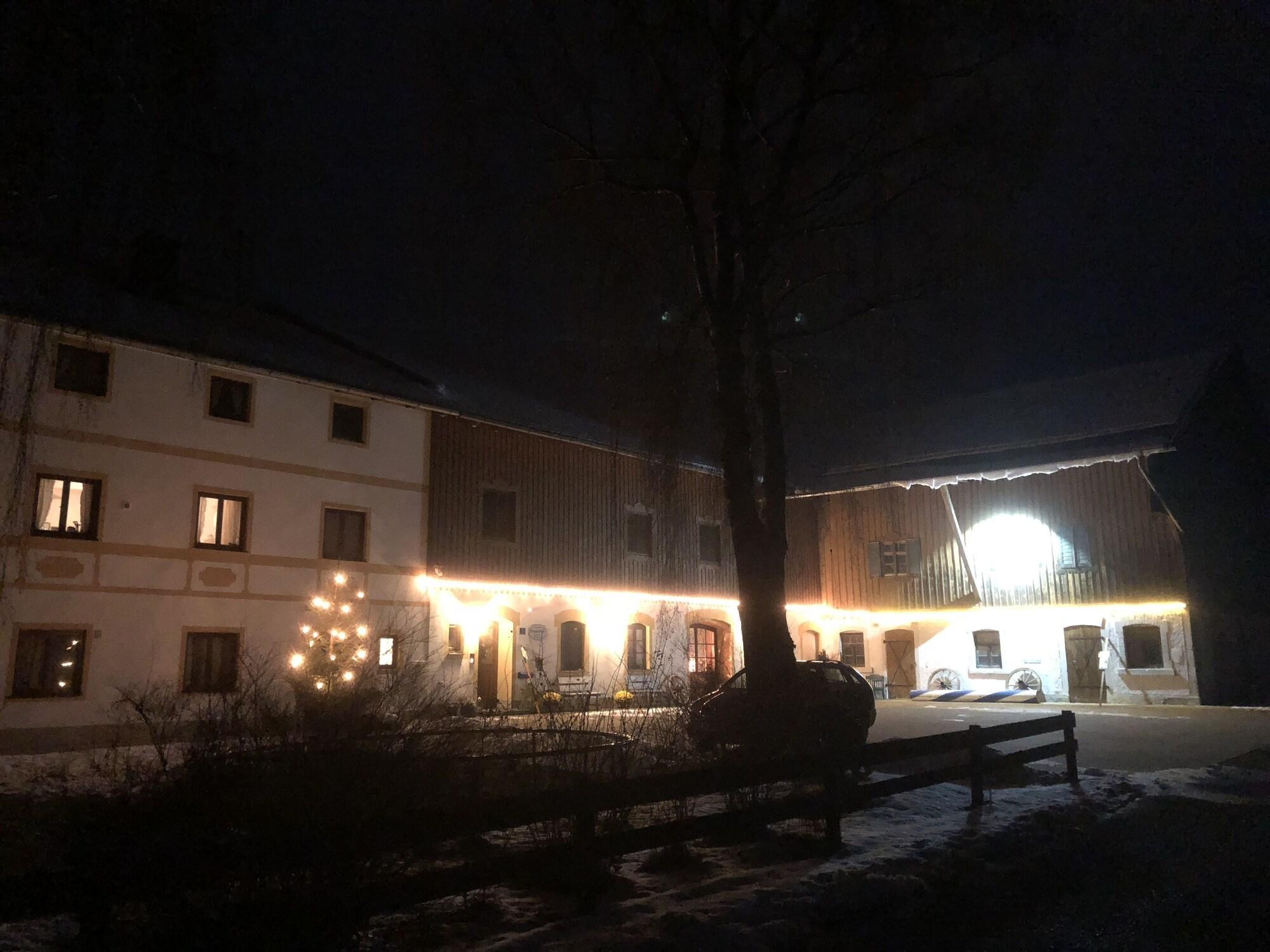 Vista Exterior Bernhardhof