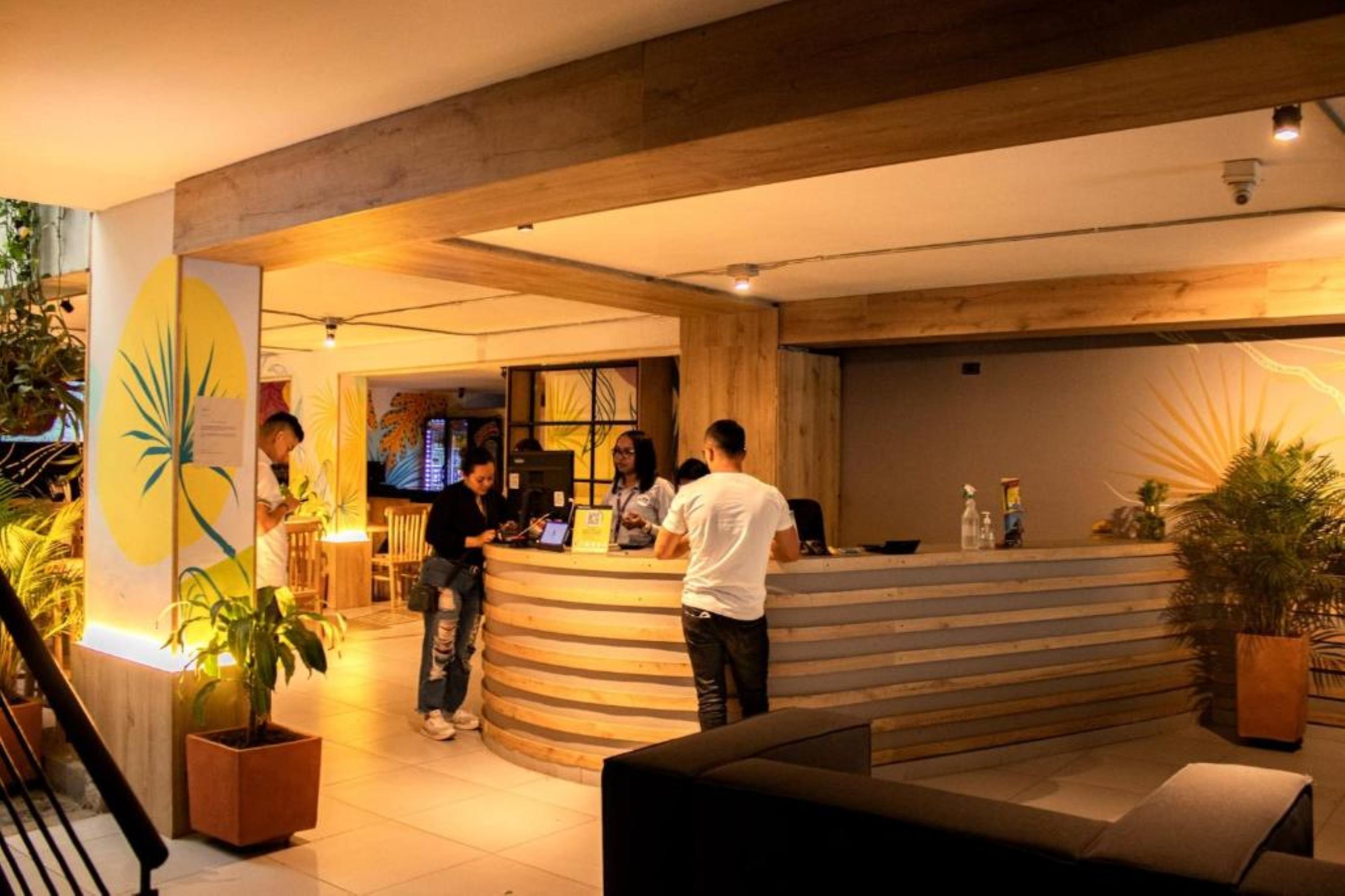 Vista Lobby Natural Hotel