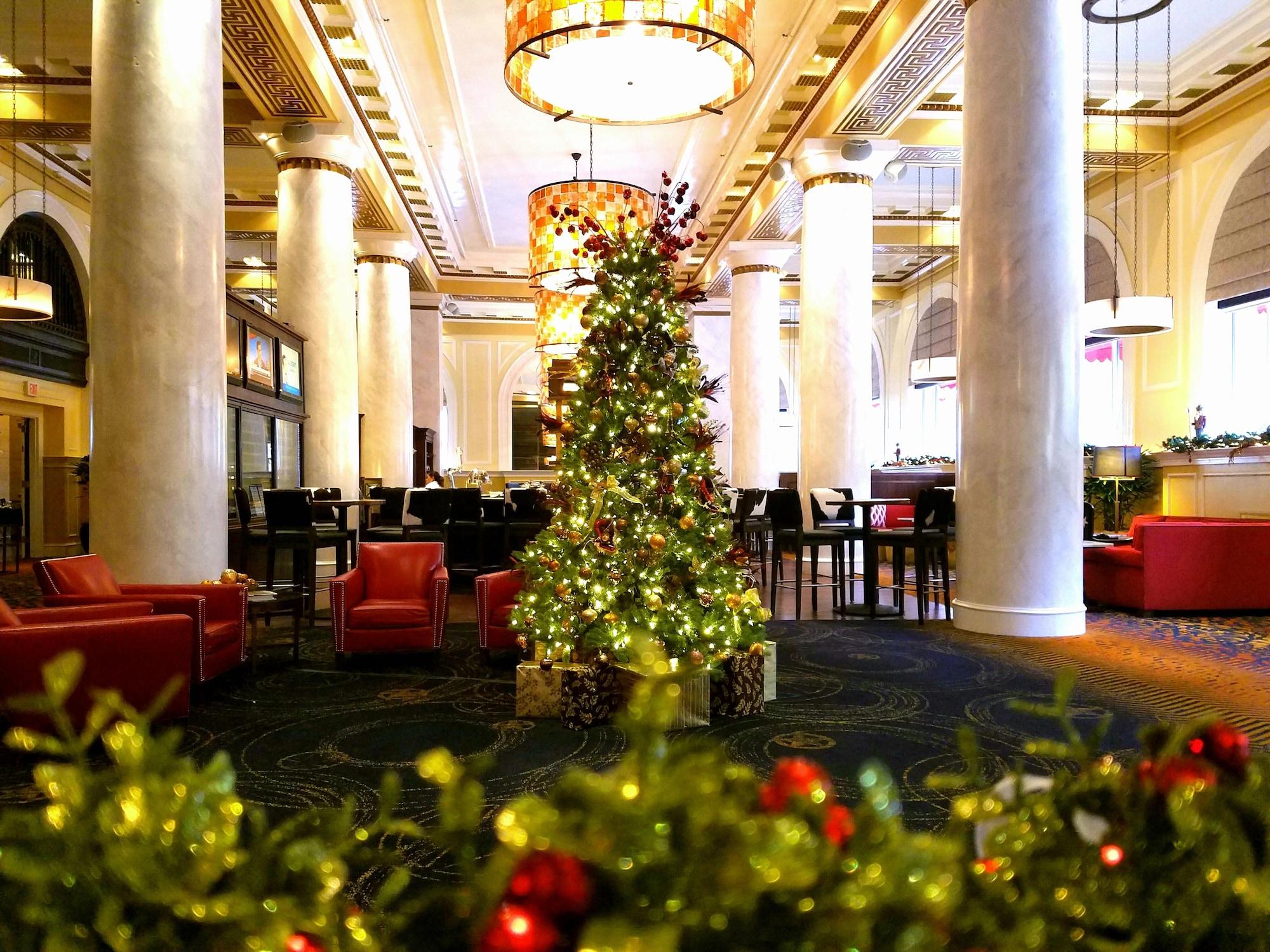 Vista Lobby Hotel ICON Autograph Collection by Marriott