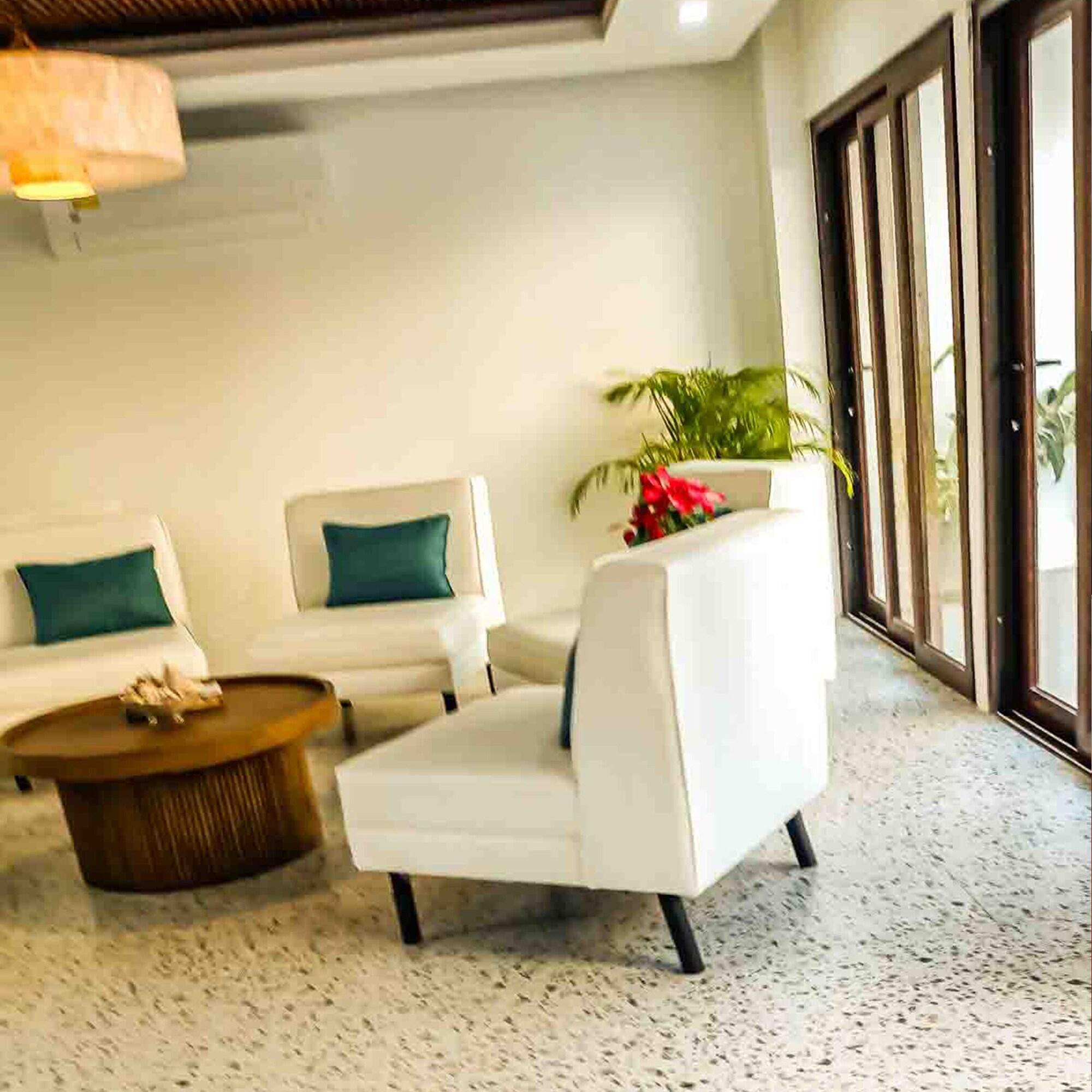 Vista Lobby Lukay Las Brisas