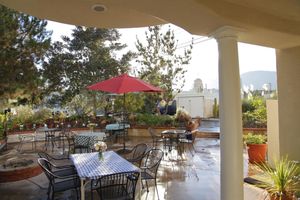Alojamiento - Santa Paula Inn