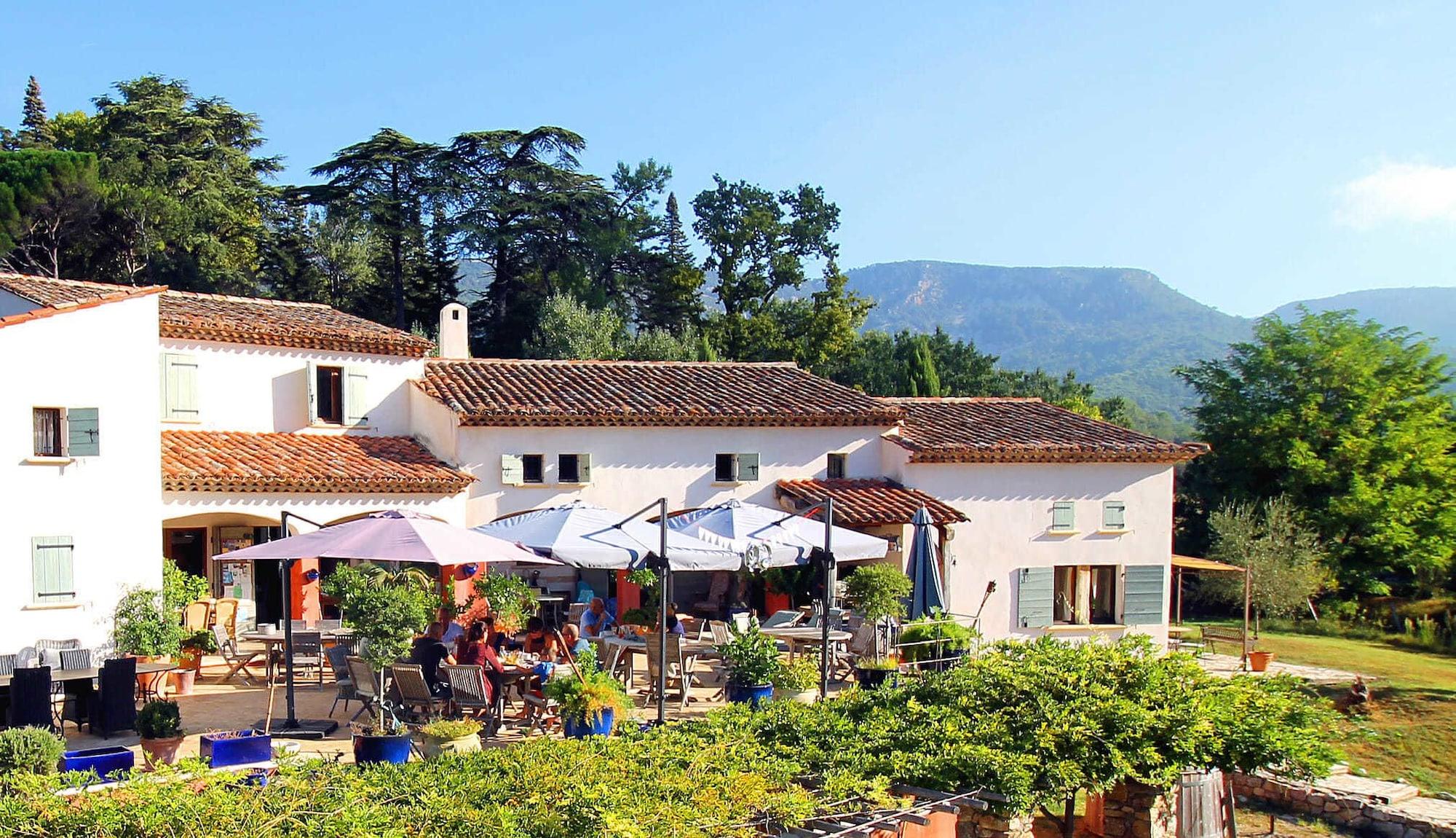 Varios Chambres d'Hôtes Mas La Jaïna