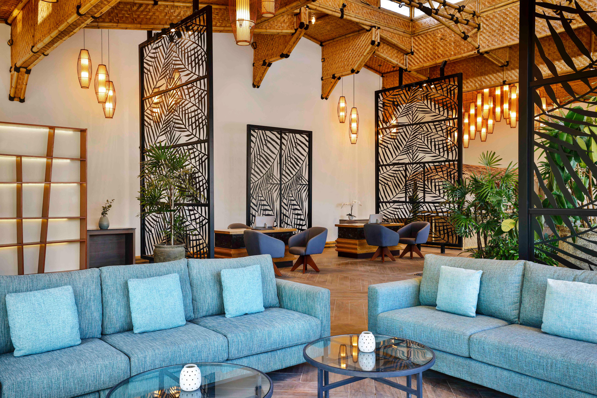 Vista Lobby Anantara World Islands Dubai Resort