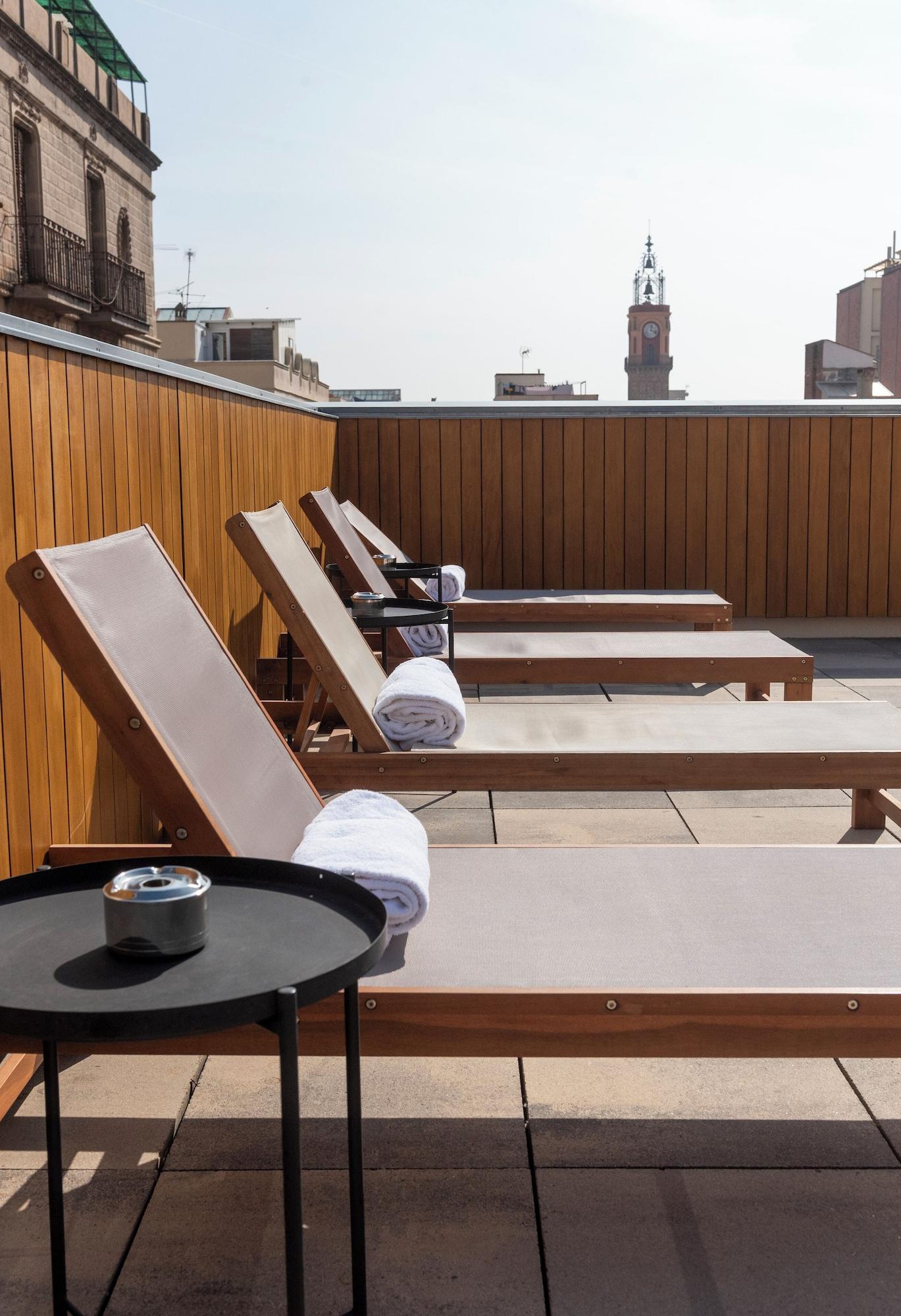 Vista Piscina La Casa Del Sol Hotel