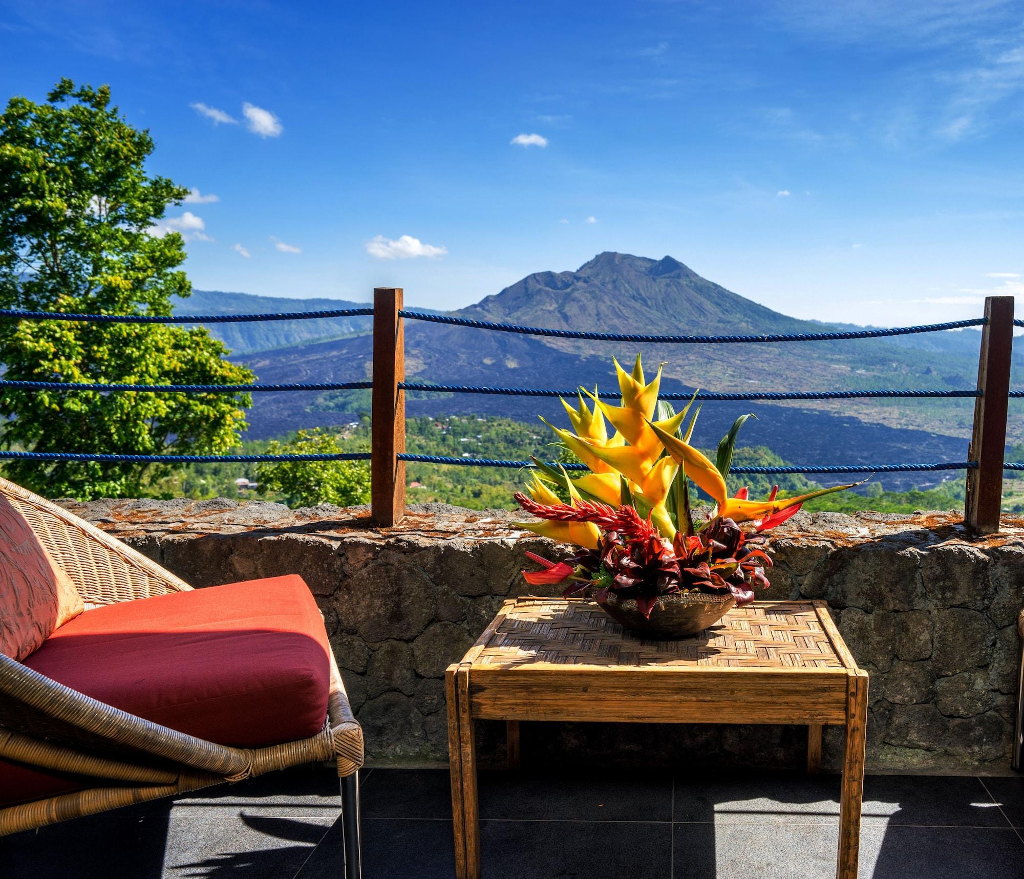 Varios Lakeview Eco Lodge