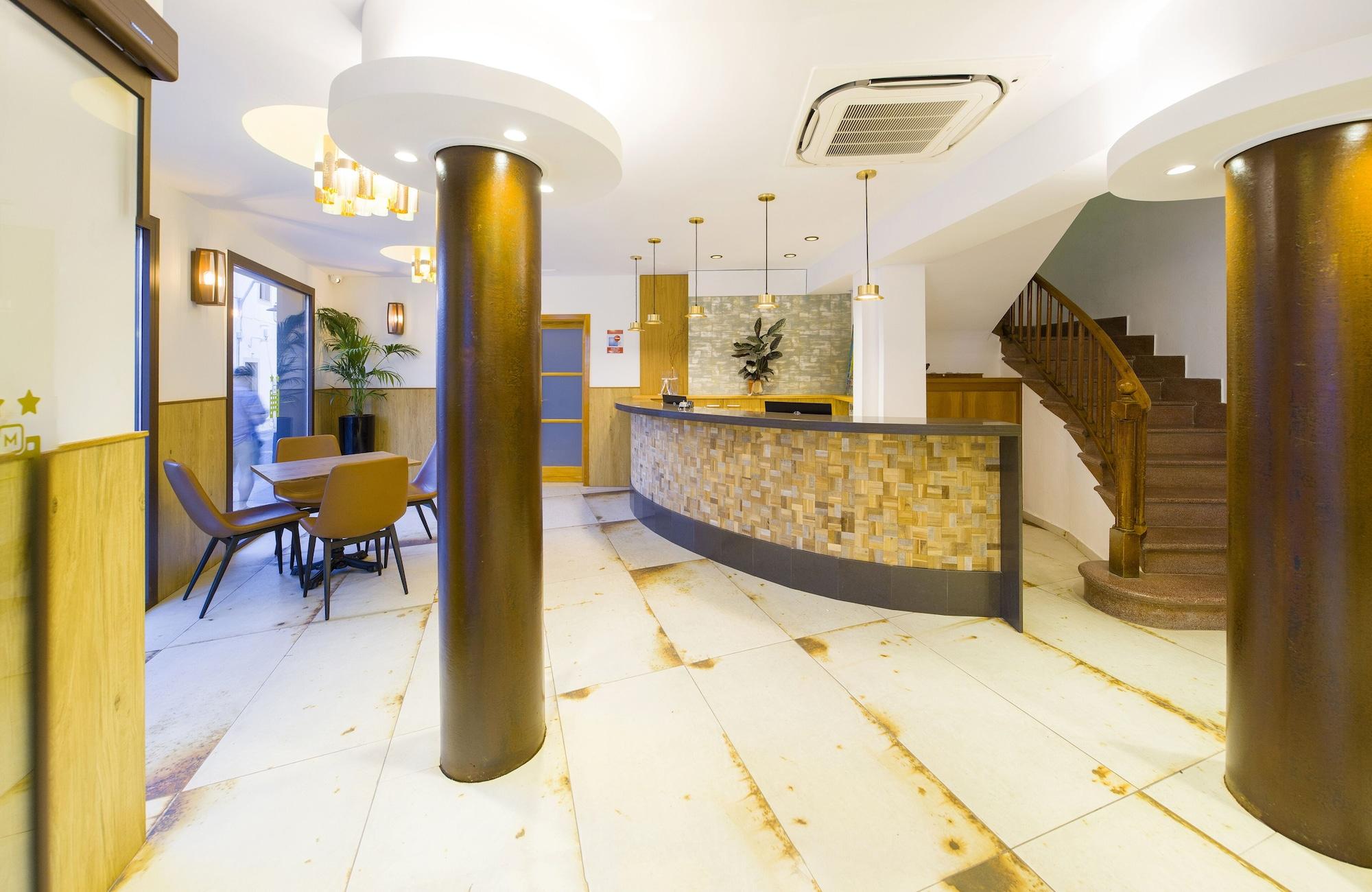 Vista Lobby Hostal Marí