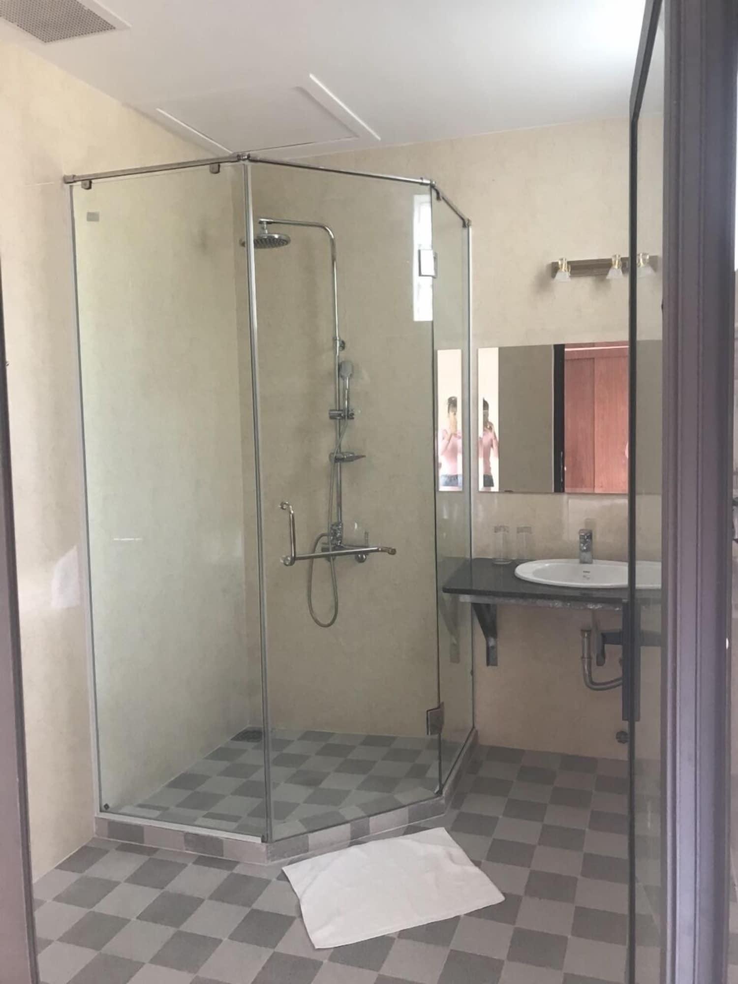 Equipamiento de Habitación Aloha Binh Tien