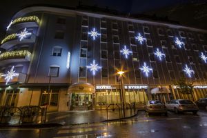 Alojamiento - Hotel Everest