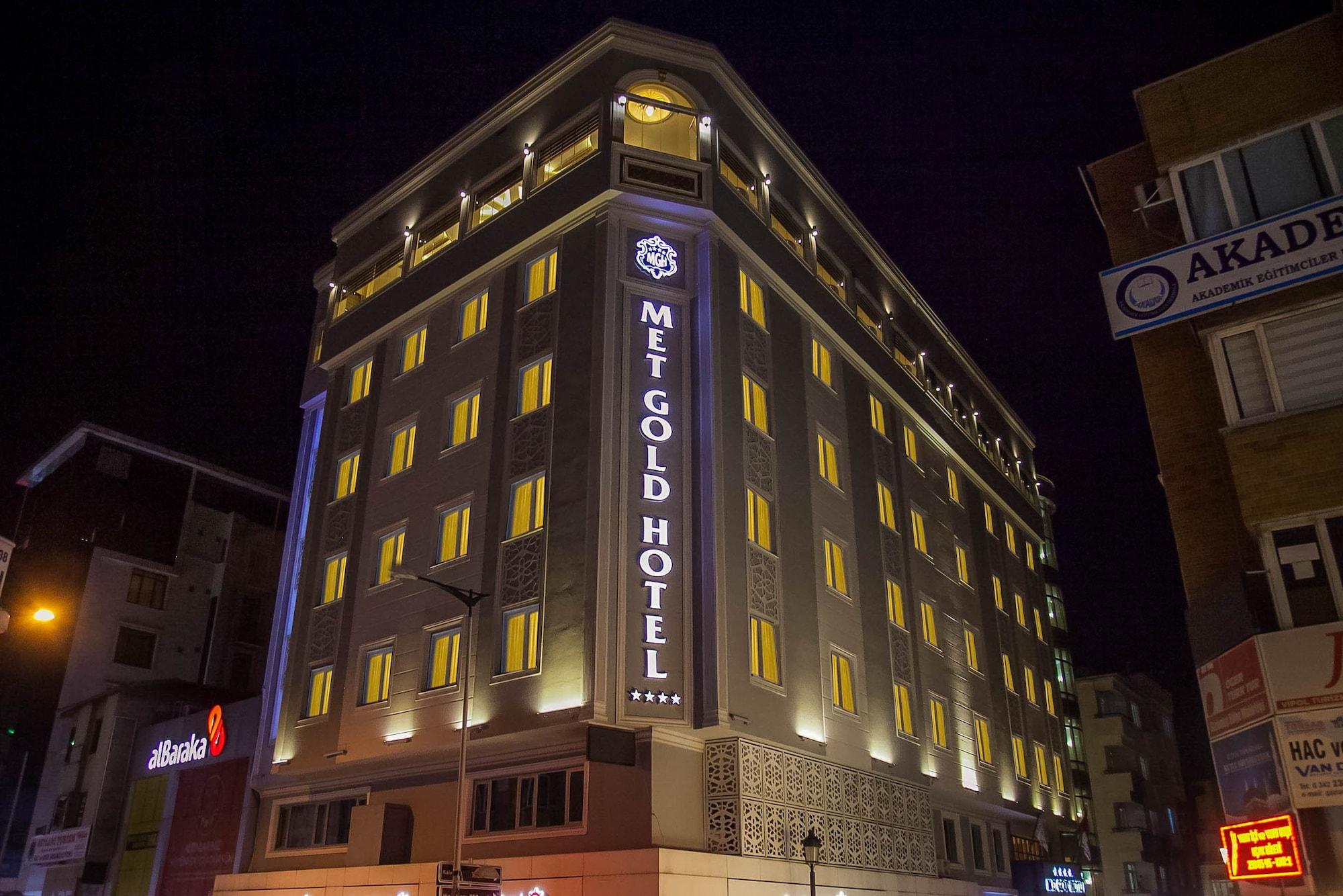 Vista Exterior Met Gold Hotel