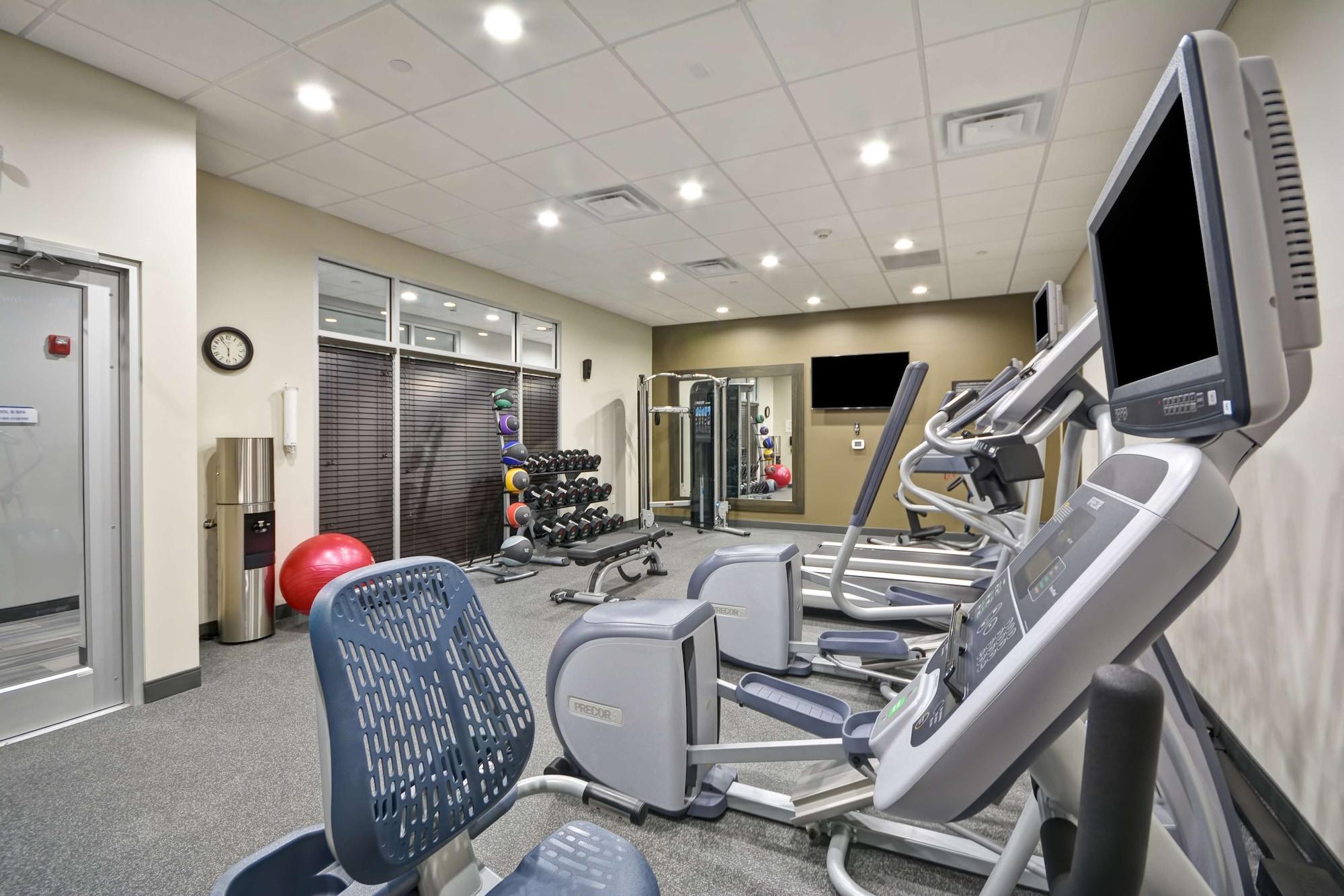 Gimnasio Hilton Garden Inn Tulsa-Broken Arrow