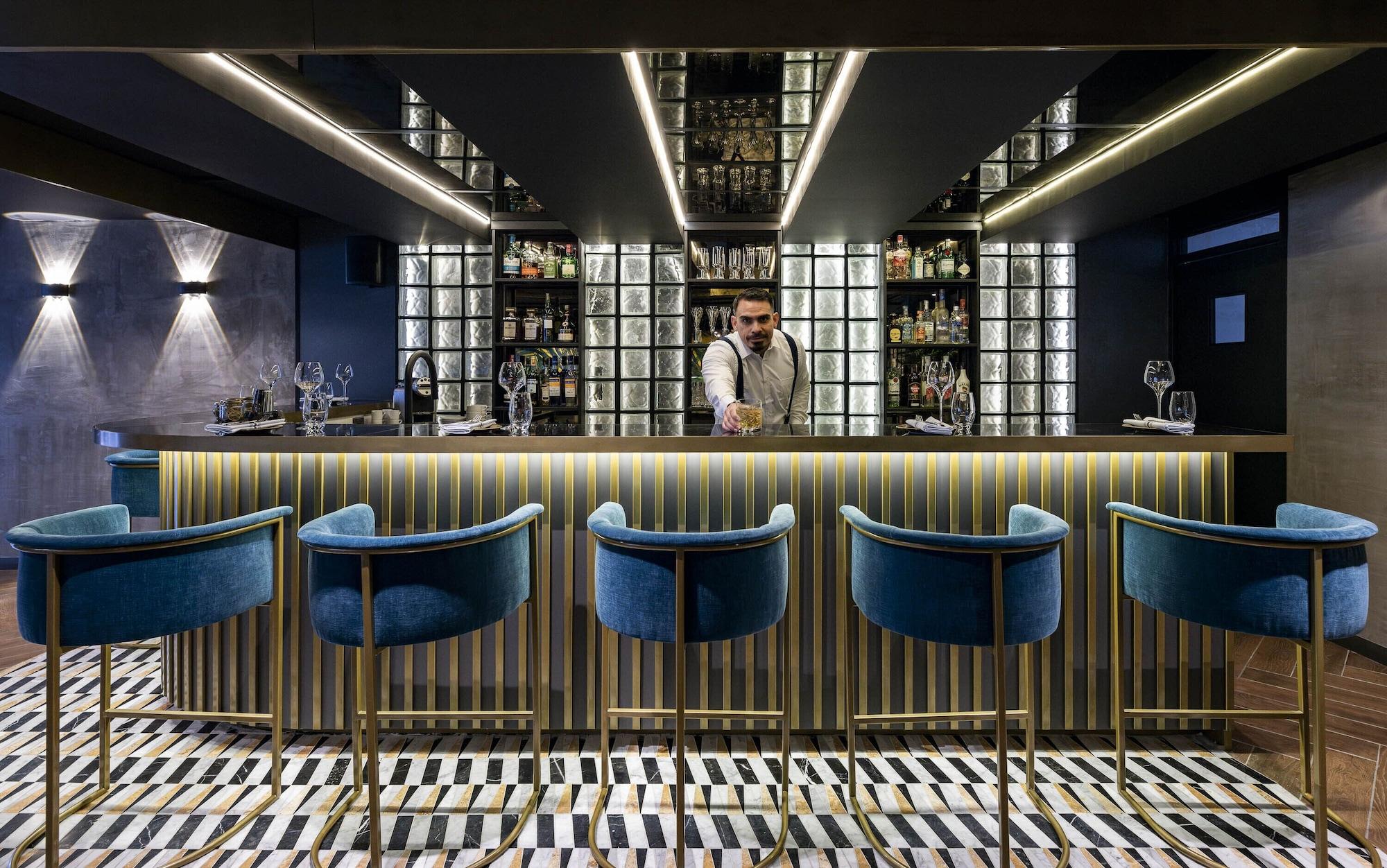 Bar/Salón Suites Vilar America